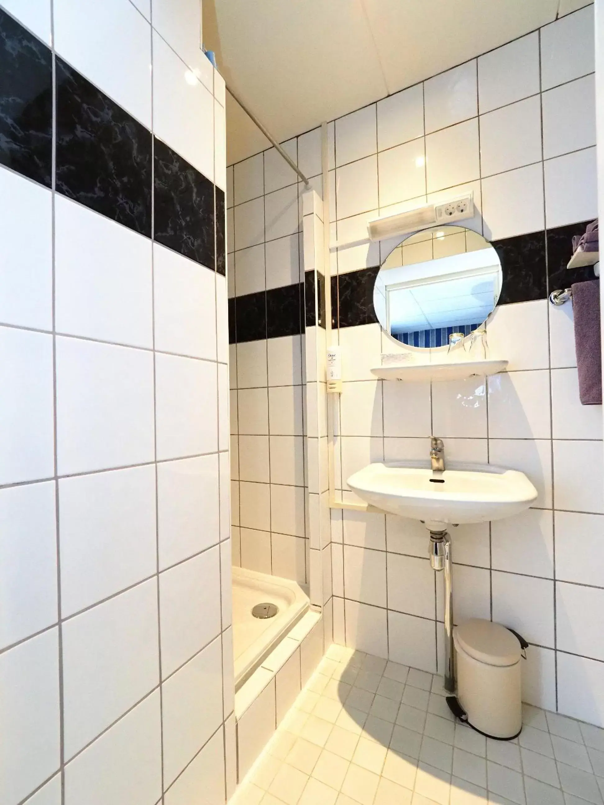 Bathroom in Hotel Restaurant 't Heerenlogement