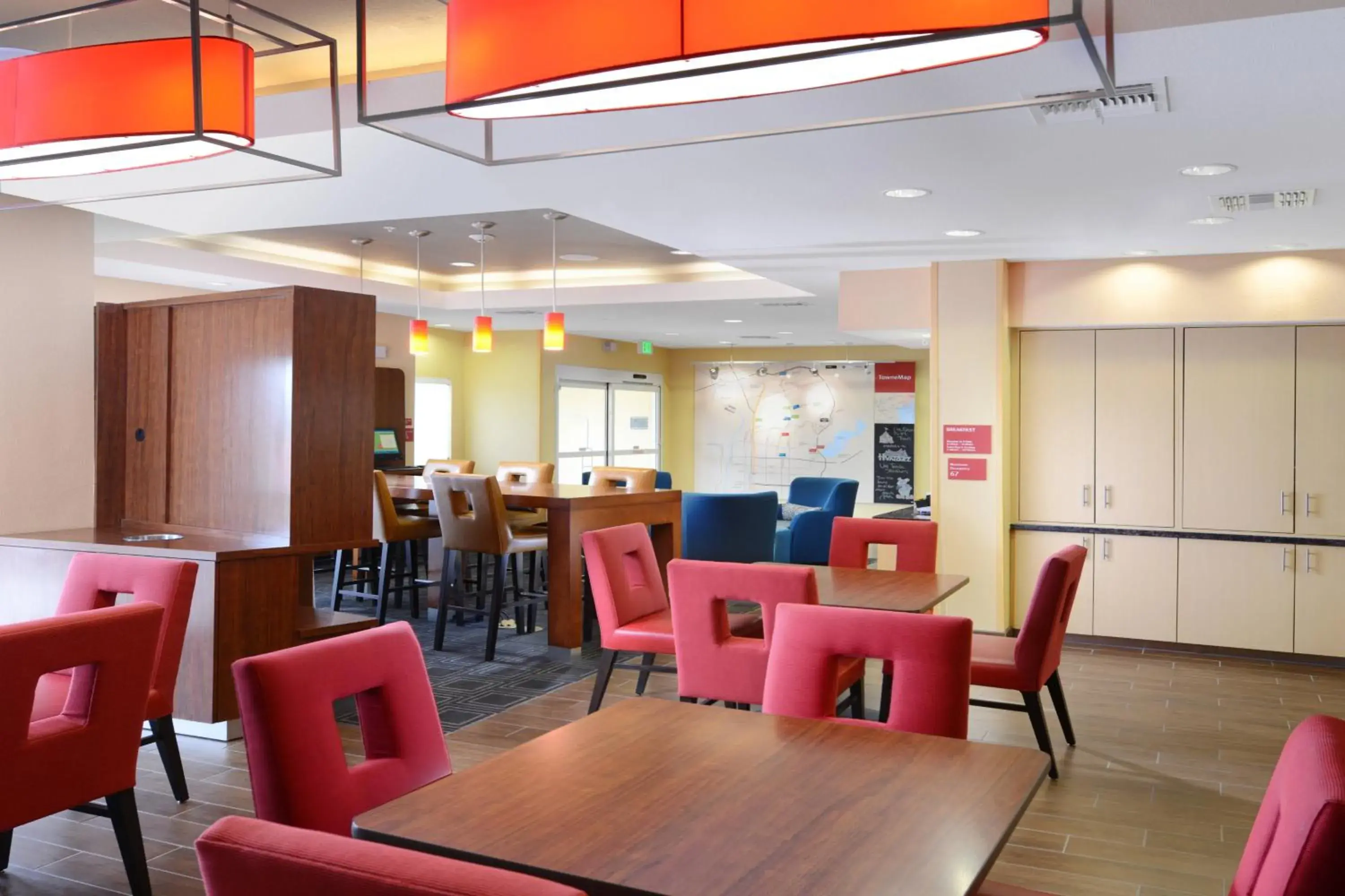 Restaurant/Places to Eat in TownePlace Suites by Marriott Laredo