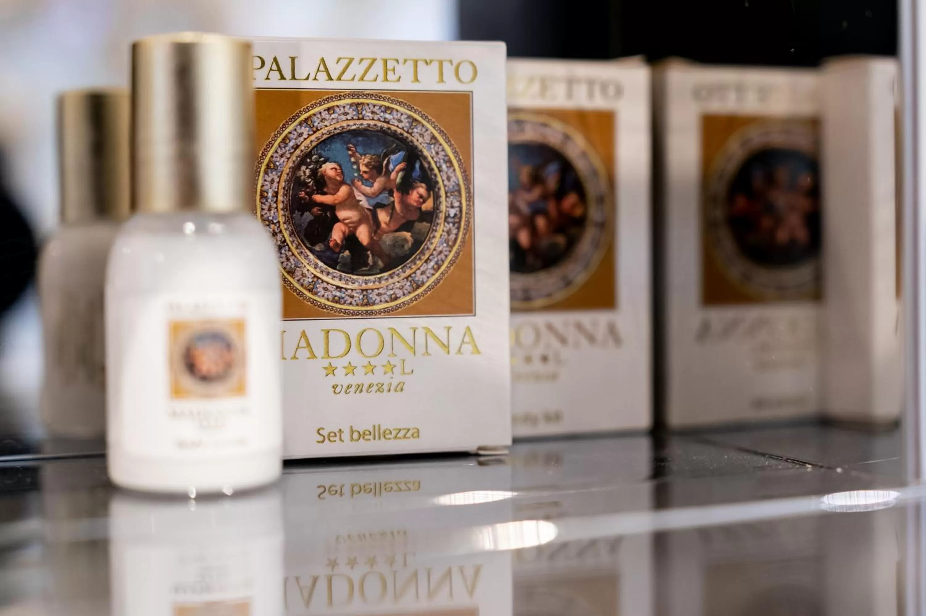 Bathroom in Hotel Palazzetto Madonna