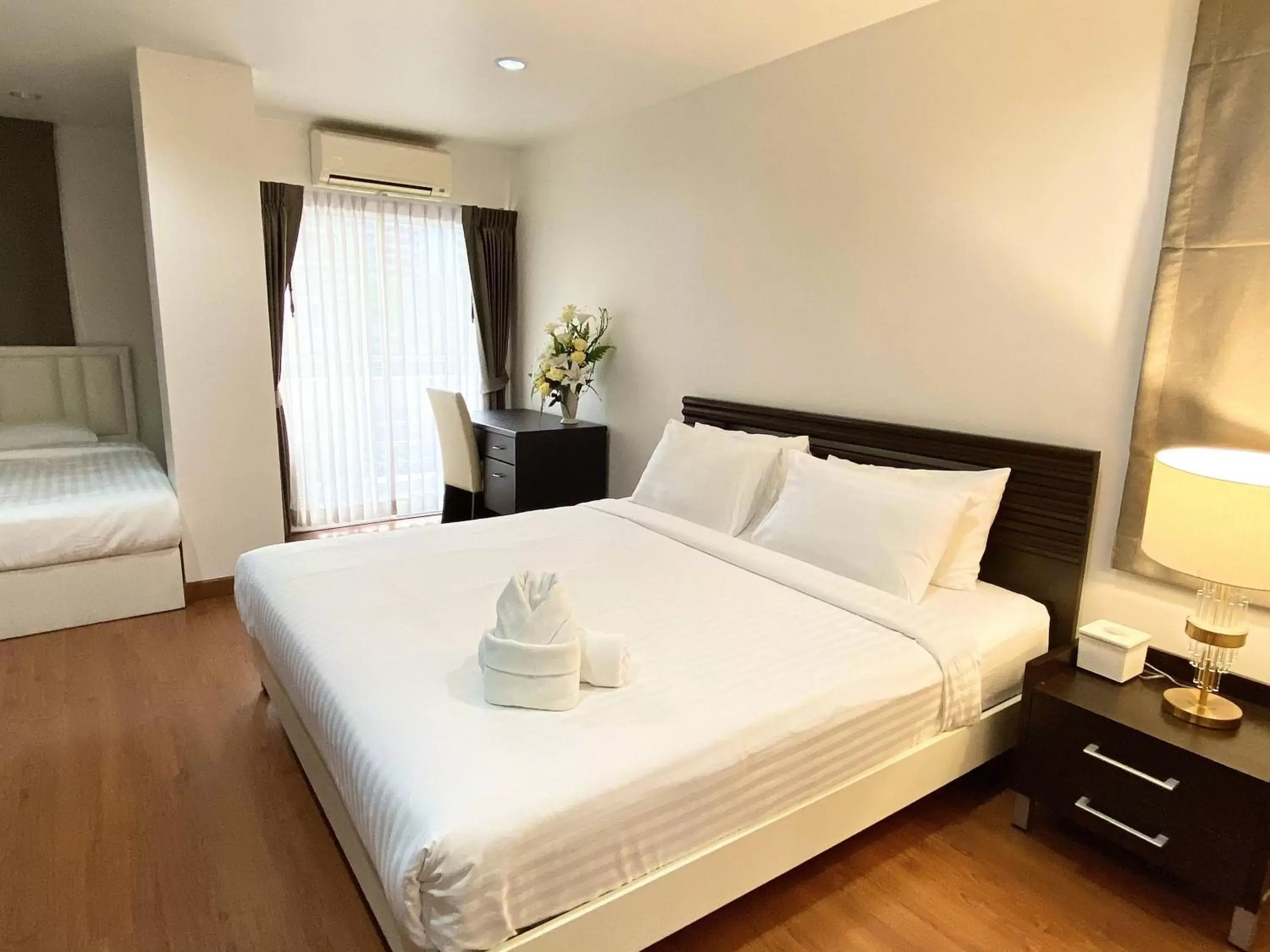 Bed in 14 Place Sukhumvit Suites