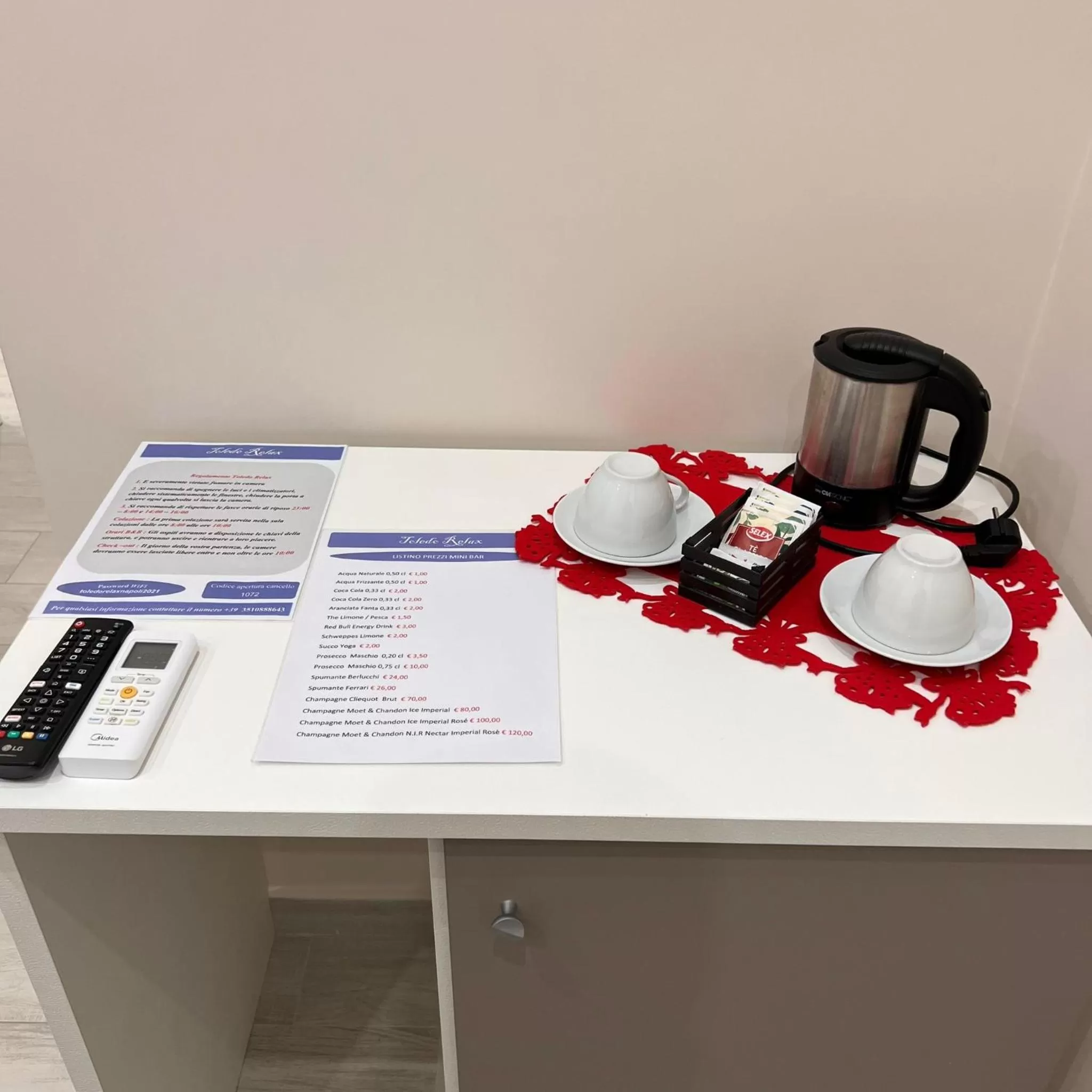 Coffee/tea facilities in Toledo Relax