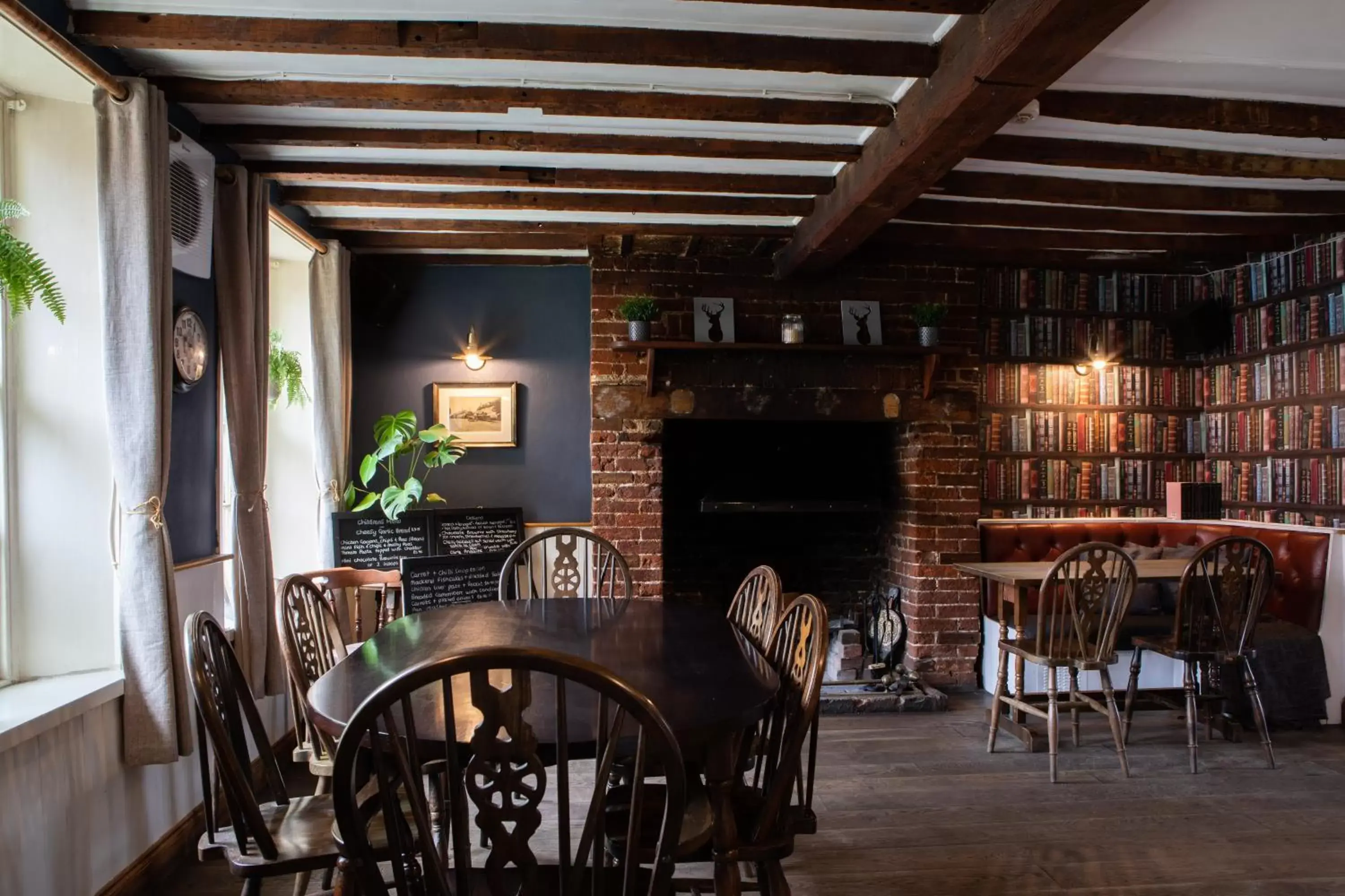 Restaurant/Places to Eat in The Bell Inn, Rickinghall