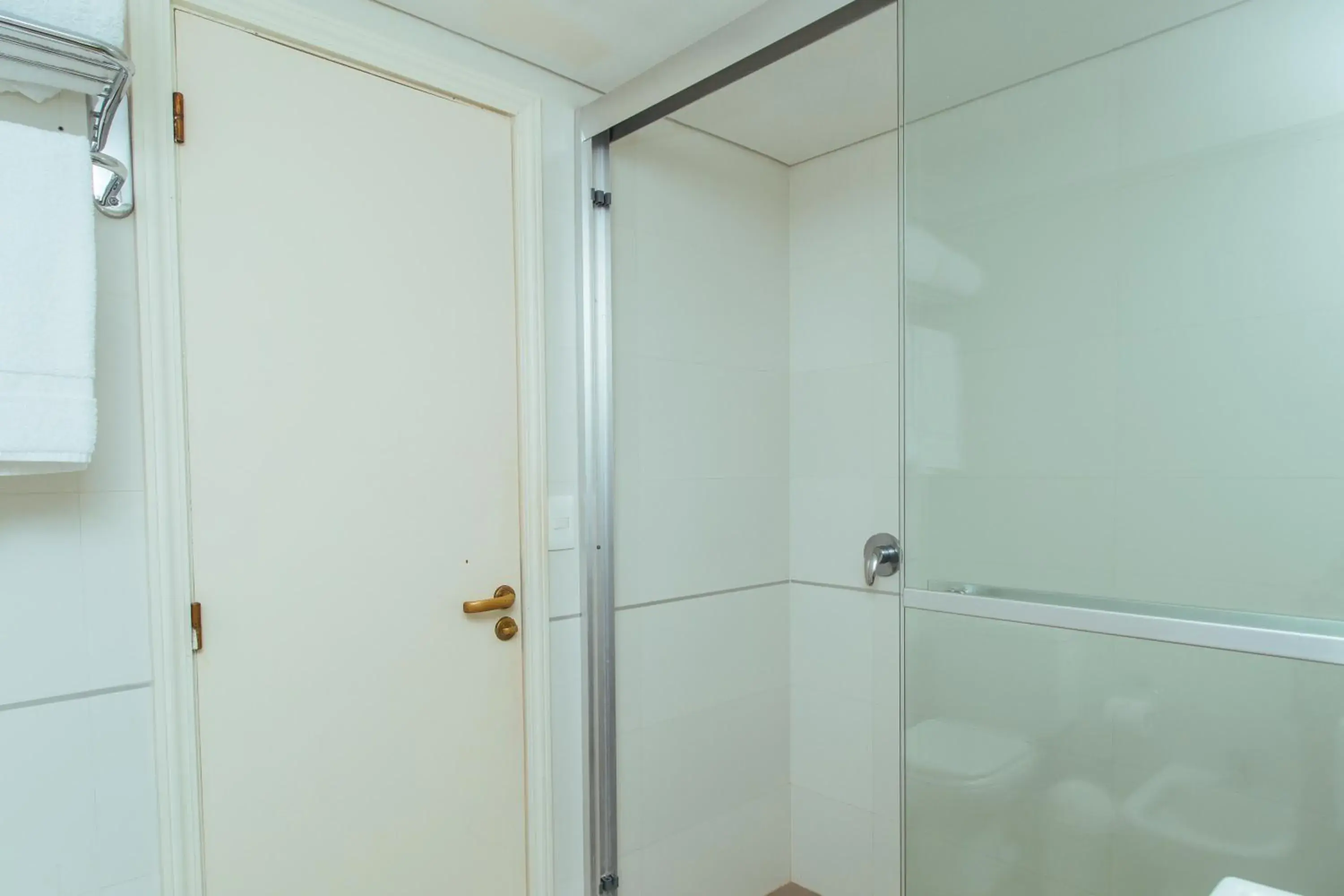 Shower, Bathroom in Golden Beach Resort & Spa