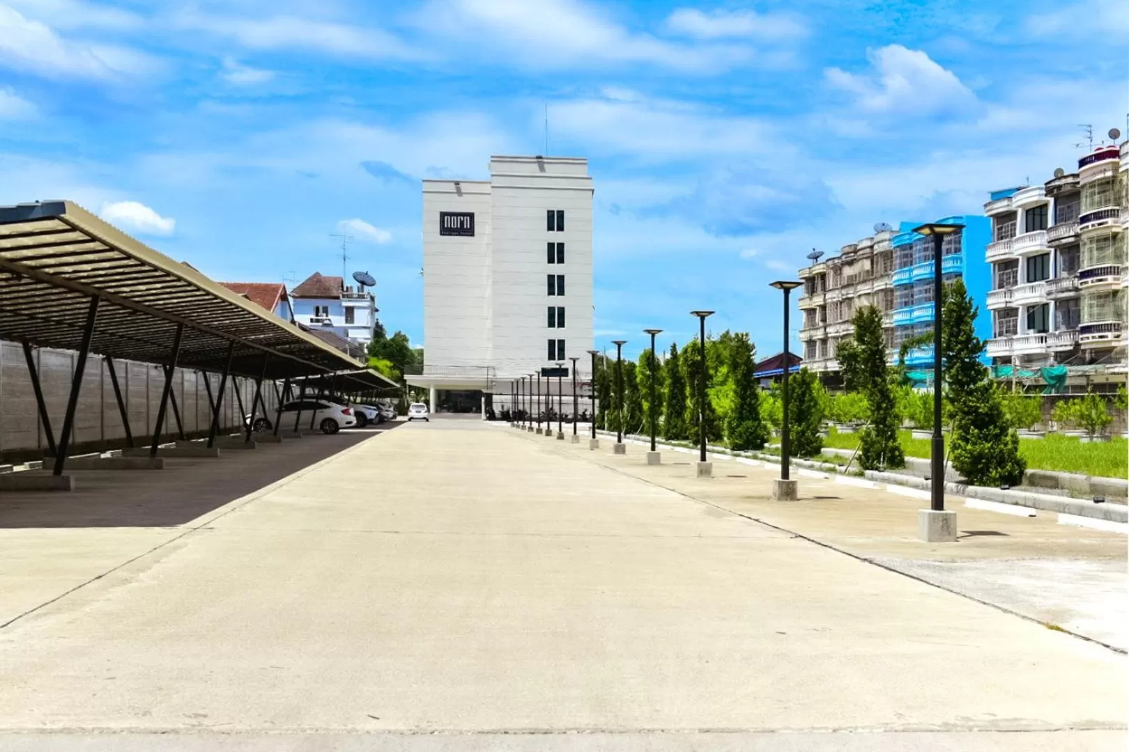 Day in NORN Rimklong Bangkok Hotel