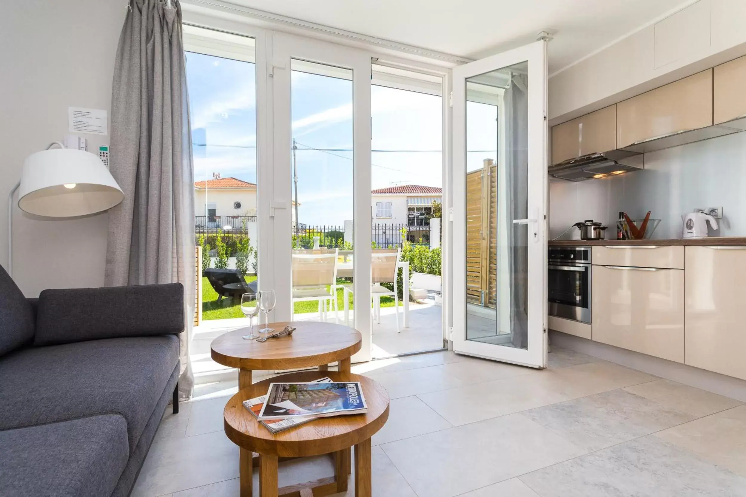 Kitchen or kitchenette, Seating Area in Villa Velvet