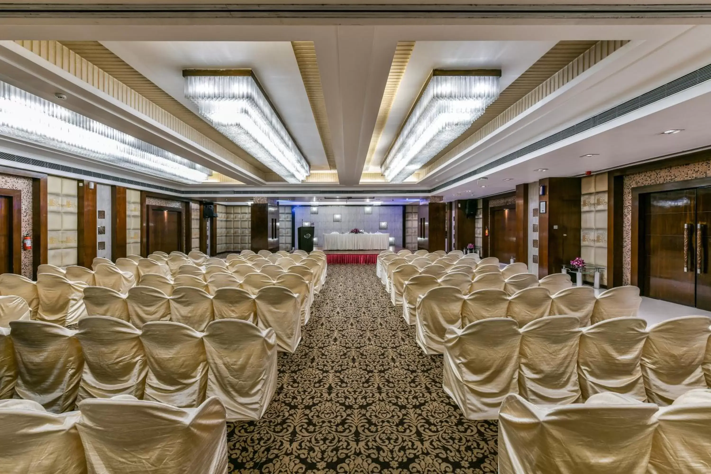 Banquet/Function facilities, Banquet Facilities in The Regenza By Tunga