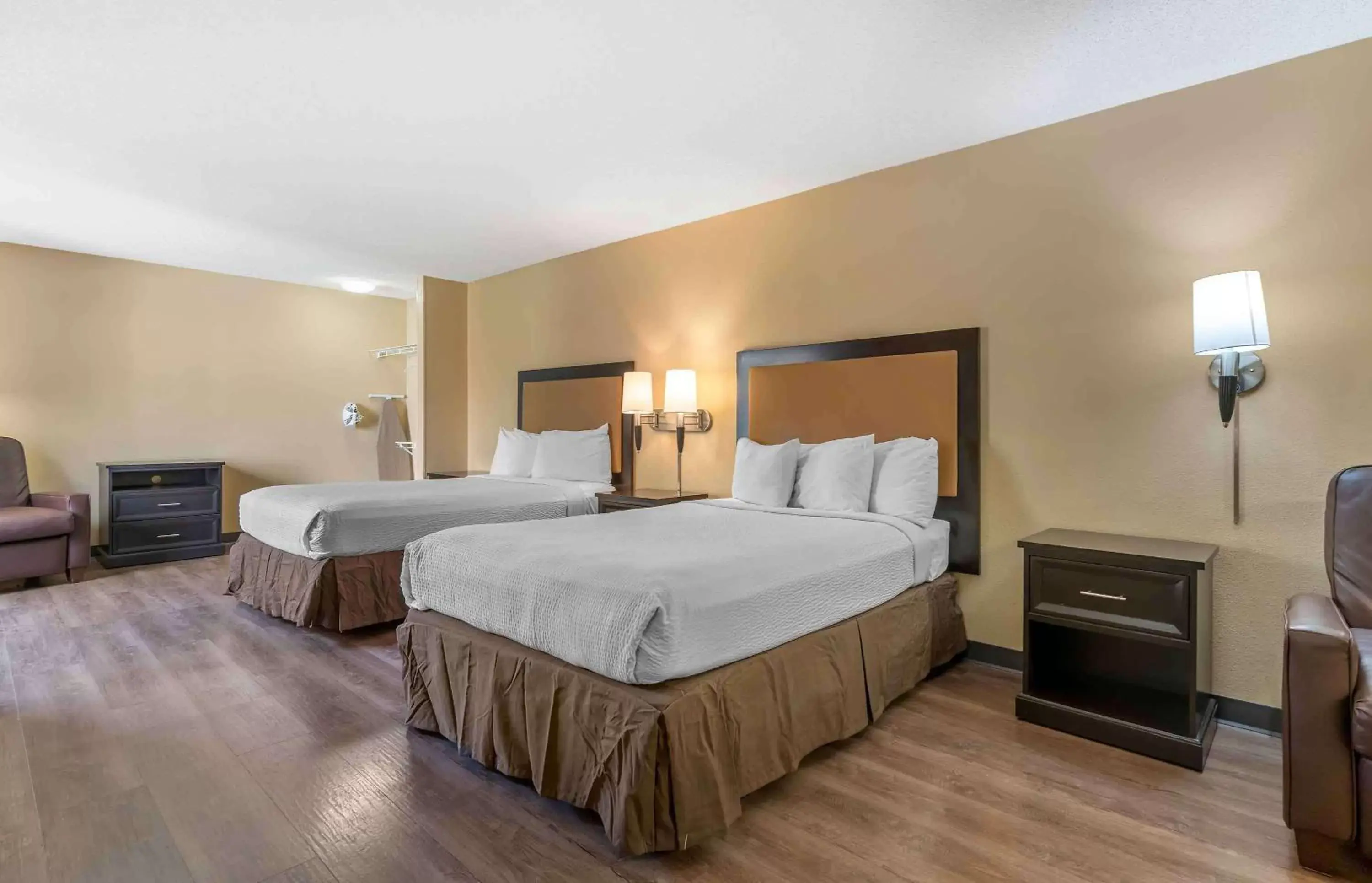 Bedroom, Bed in Extended Stay America Suites - San Jose - Edenvale - North