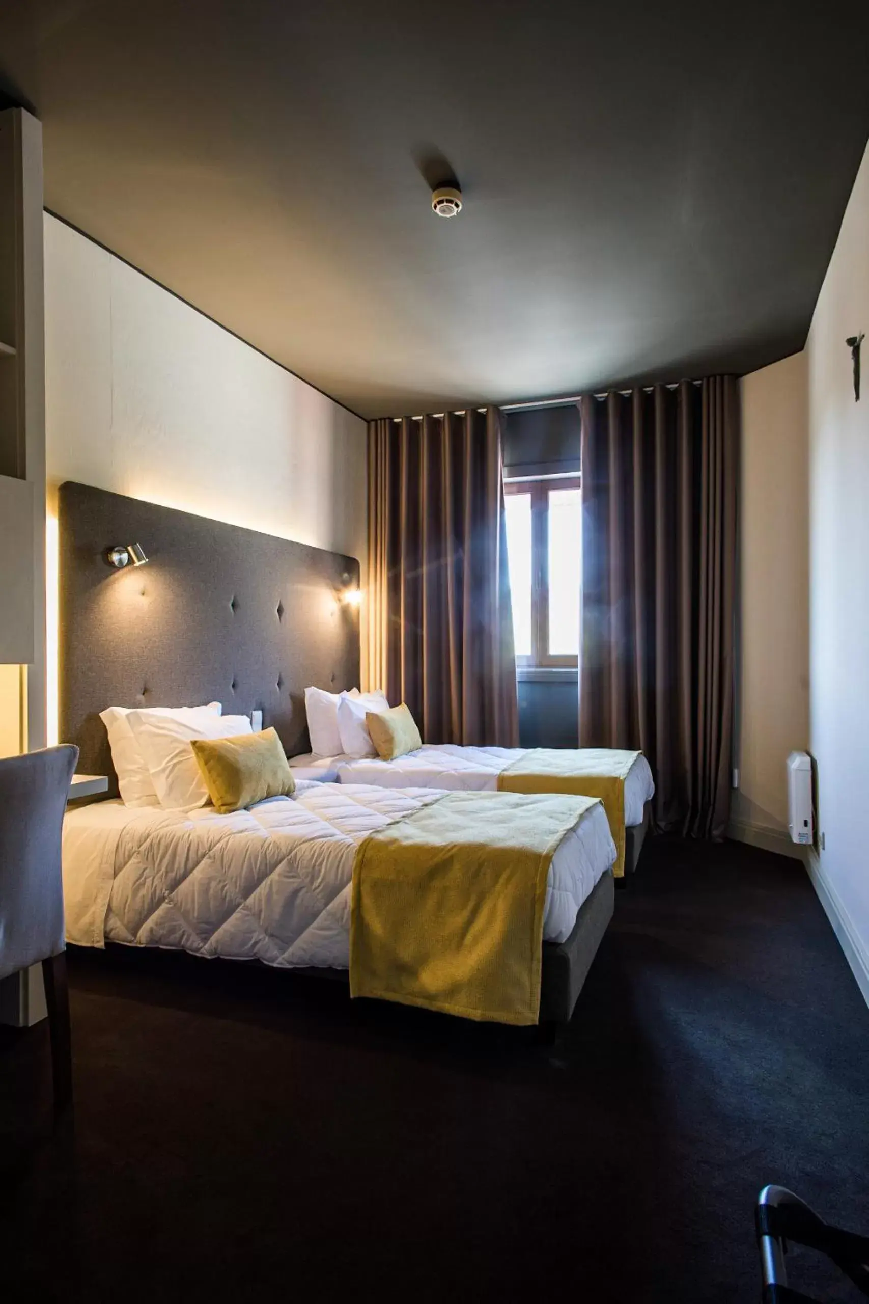 Bedroom, Bed in Vilar Oporto Hotel