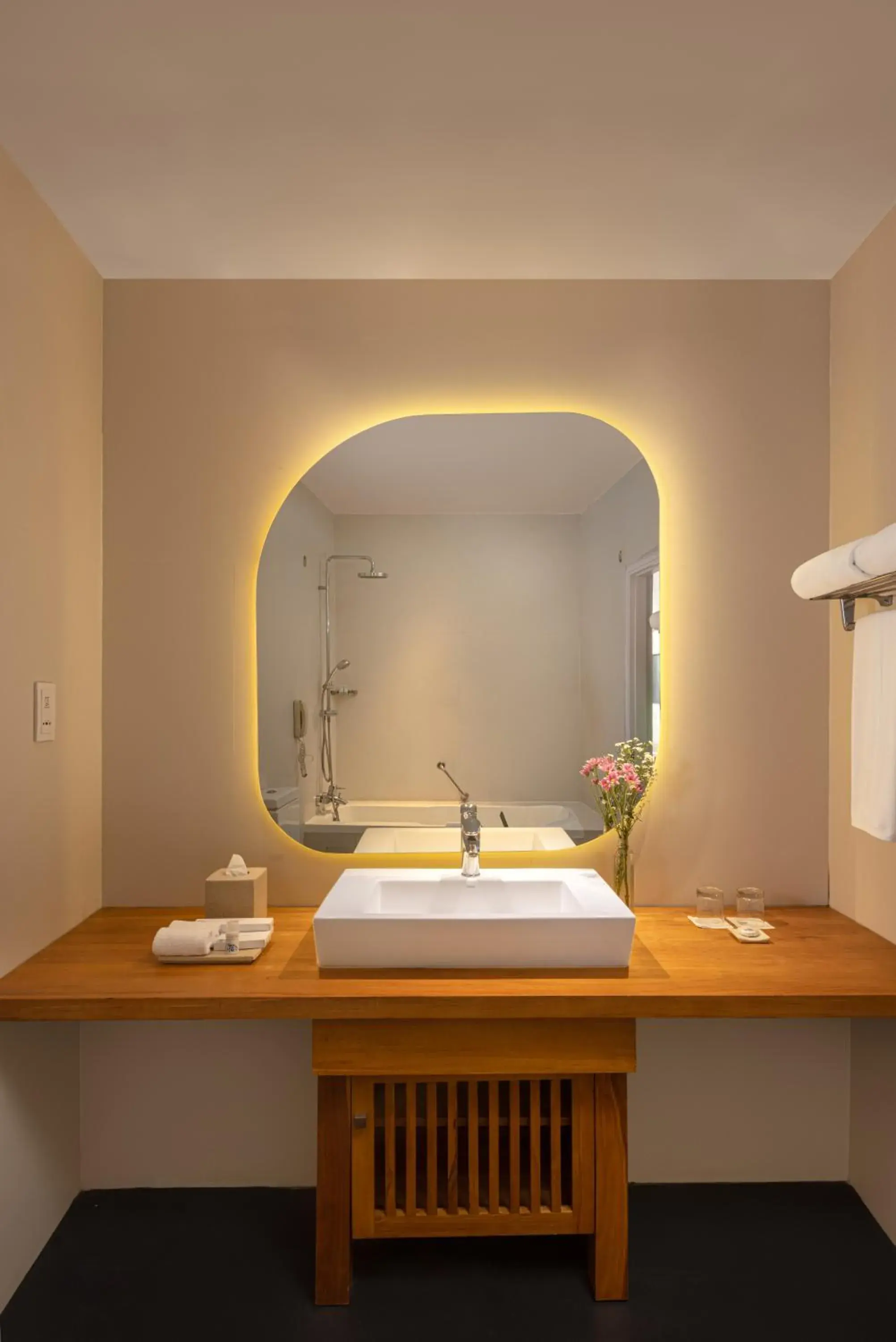 Bathroom in Occidental Eden Beruwala Bathroom in Occidental Eden Beruwala
