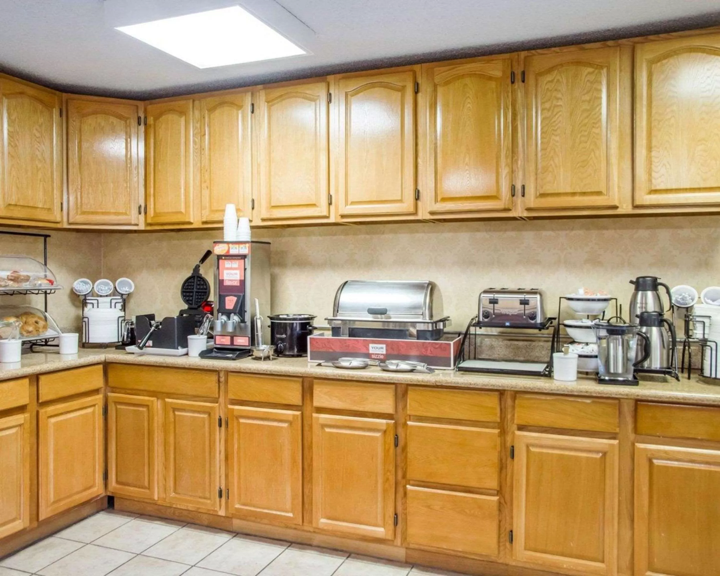 Restaurant/places to eat in Comfort Inn Piketon near Fairgrounds