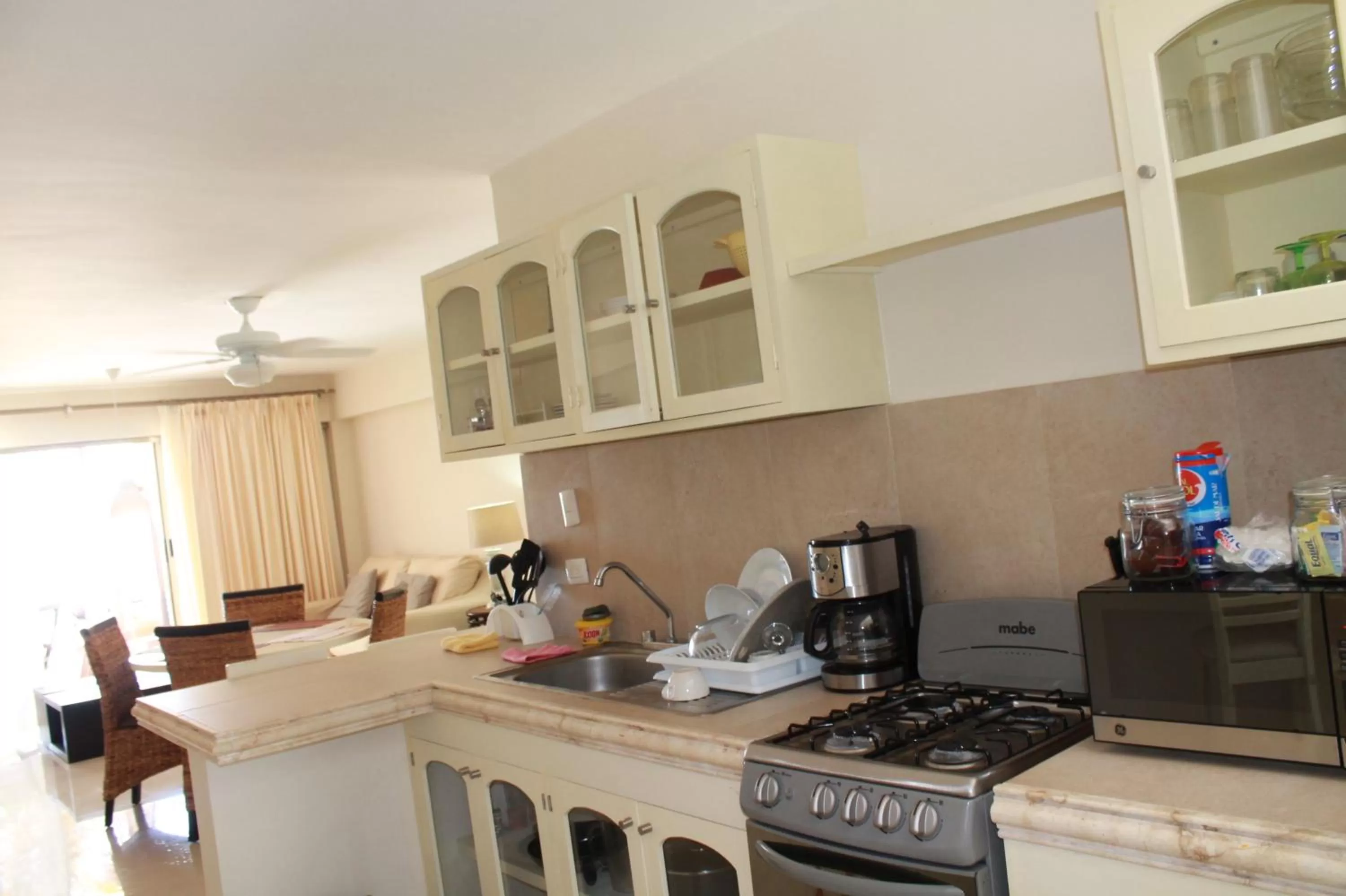 Kitchen or kitchenette in Hotel Playa La Media Luna