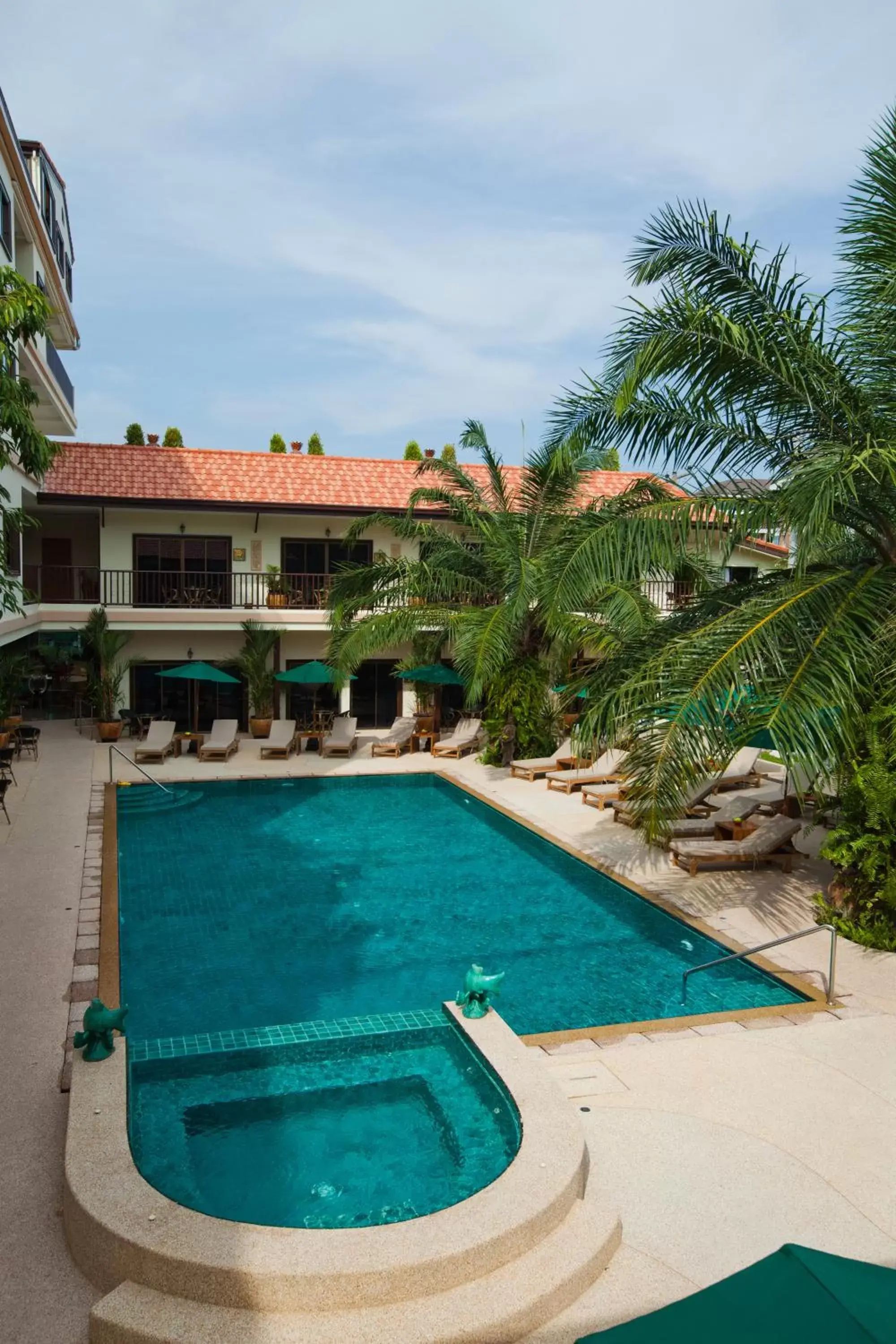 Swimming Pool in Baan Souy Resort