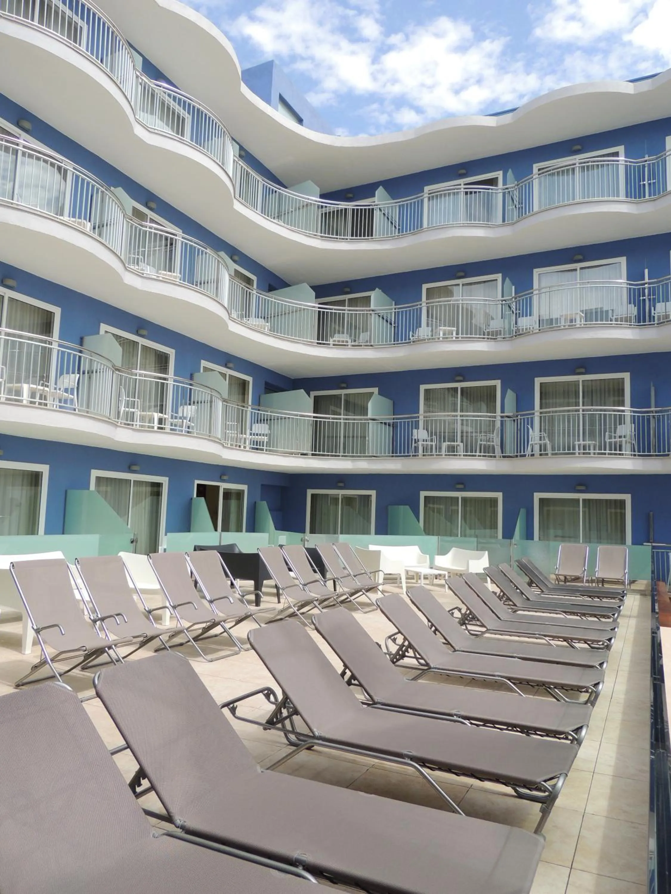 Property building in Hotel Augustus