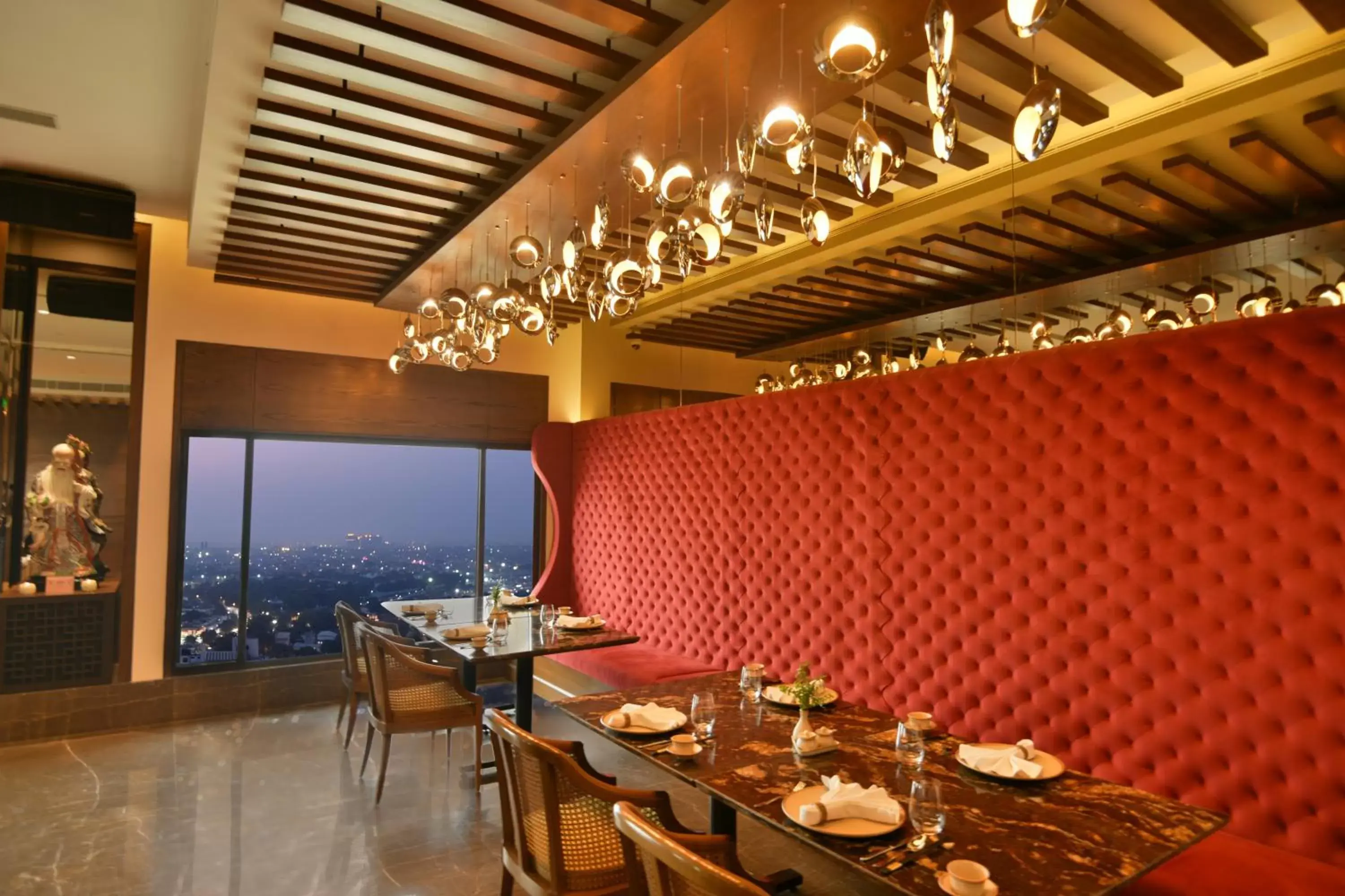 City view, Restaurant/Places to Eat in The LaLiT New Delhi