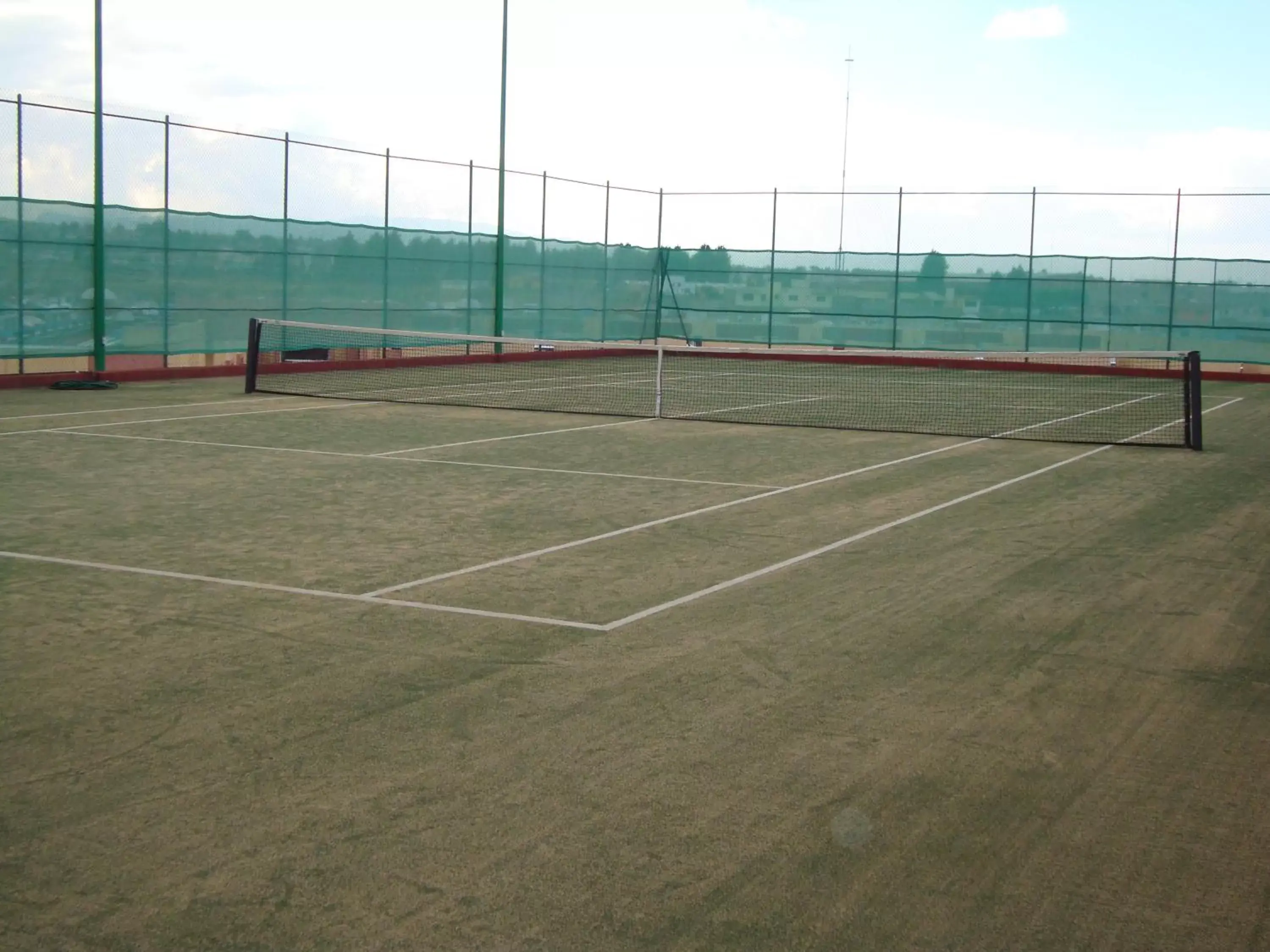 Tennis court, Tennis/Squash in Suites Inn la Muralla Hotel & Spa