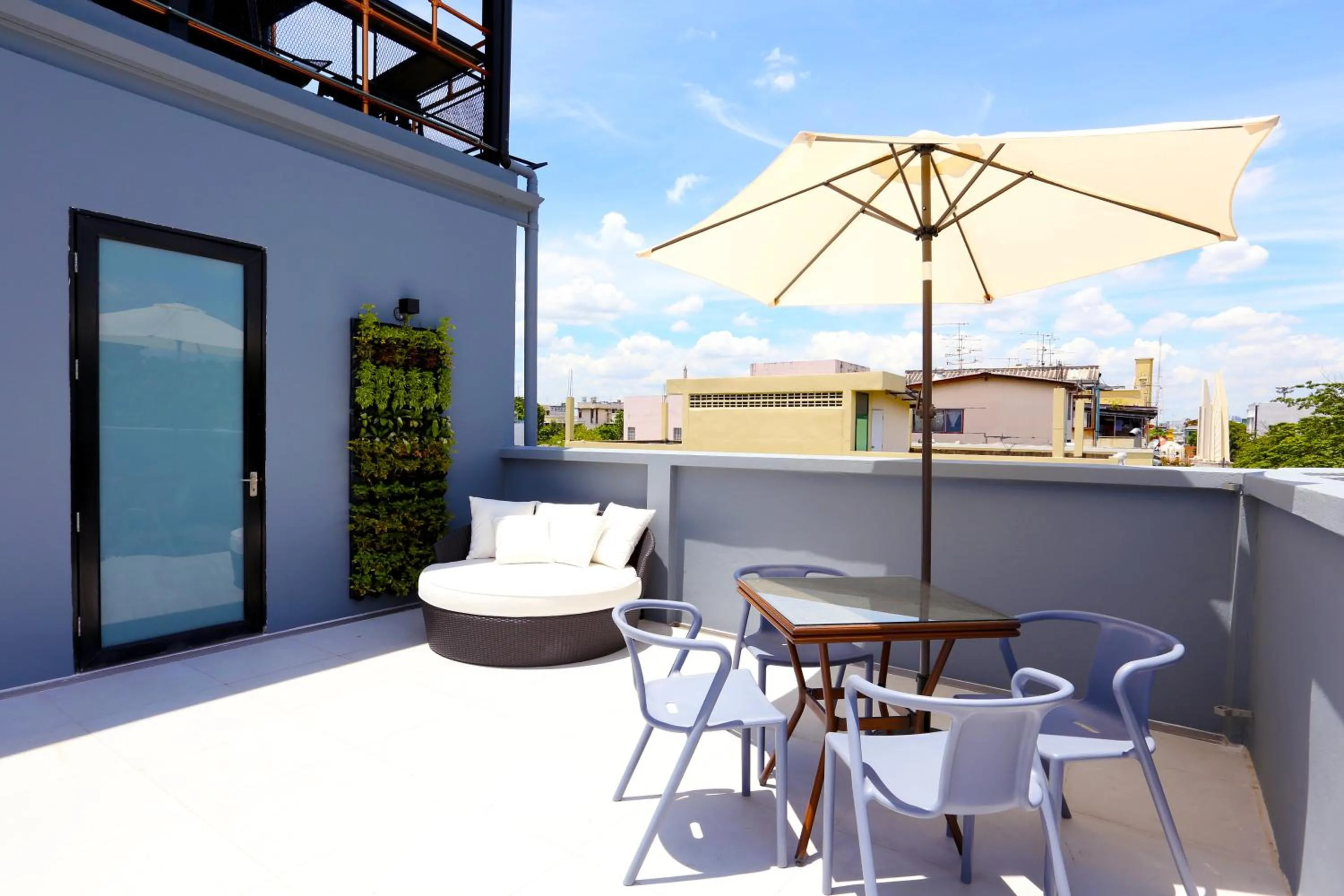 Balcony/Terrace in The Printing House Poshtel