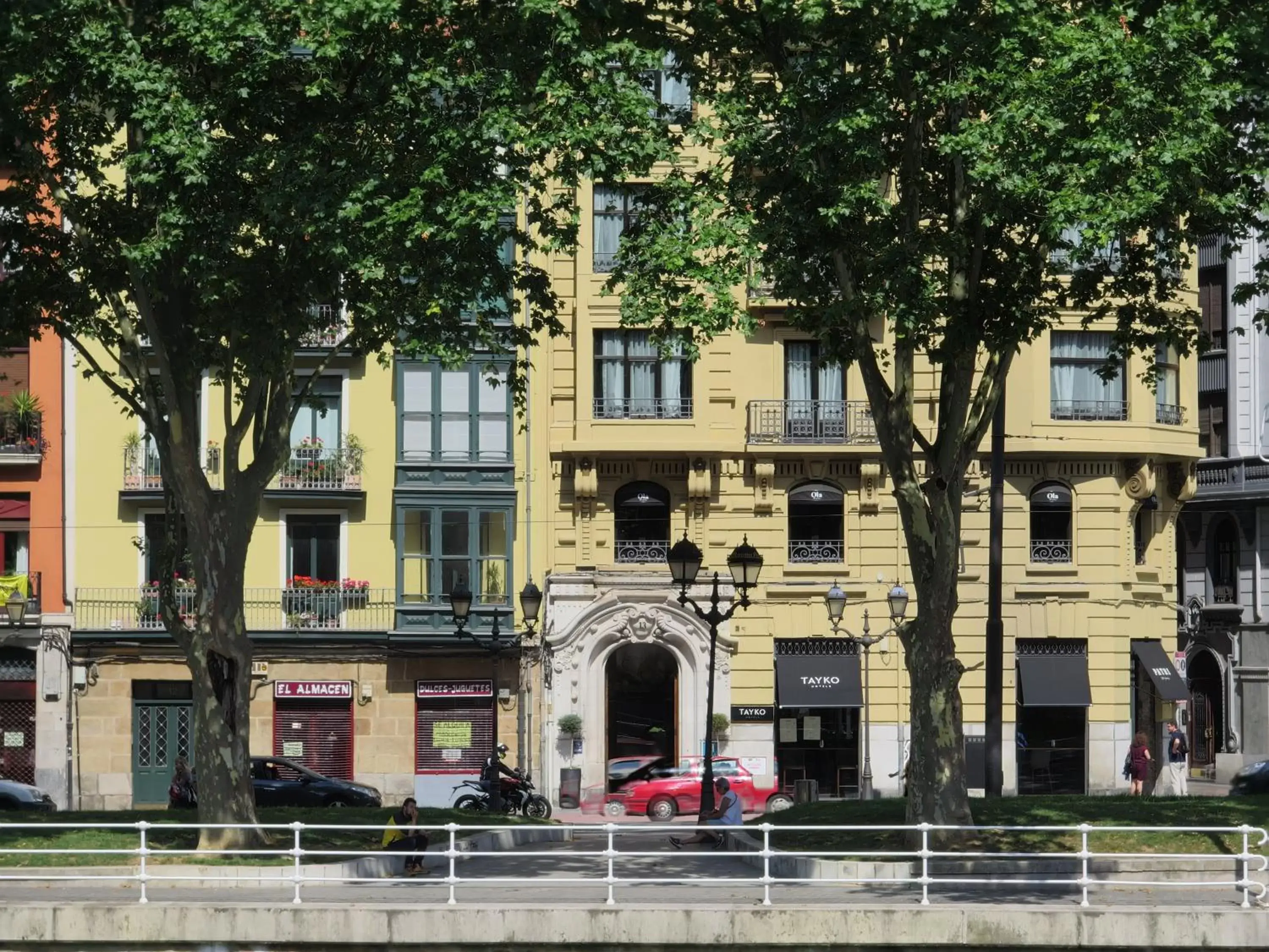 Facade/entrance, Property Building in Hotel Tayko Bilbao