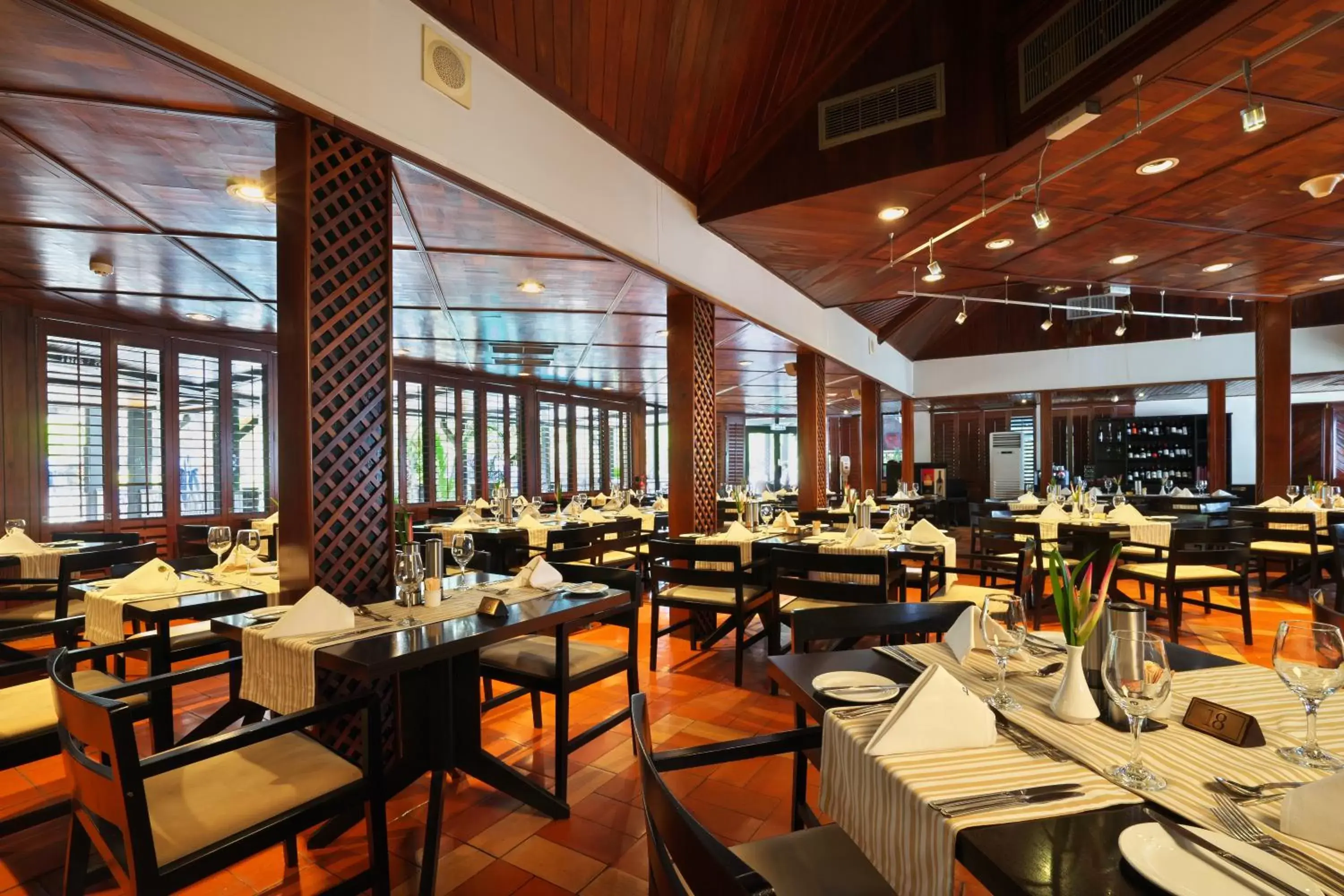 Restaurant/places to eat in Labadi Beach Hotel Restaurant/places to eat in Labadi Beach Hotel