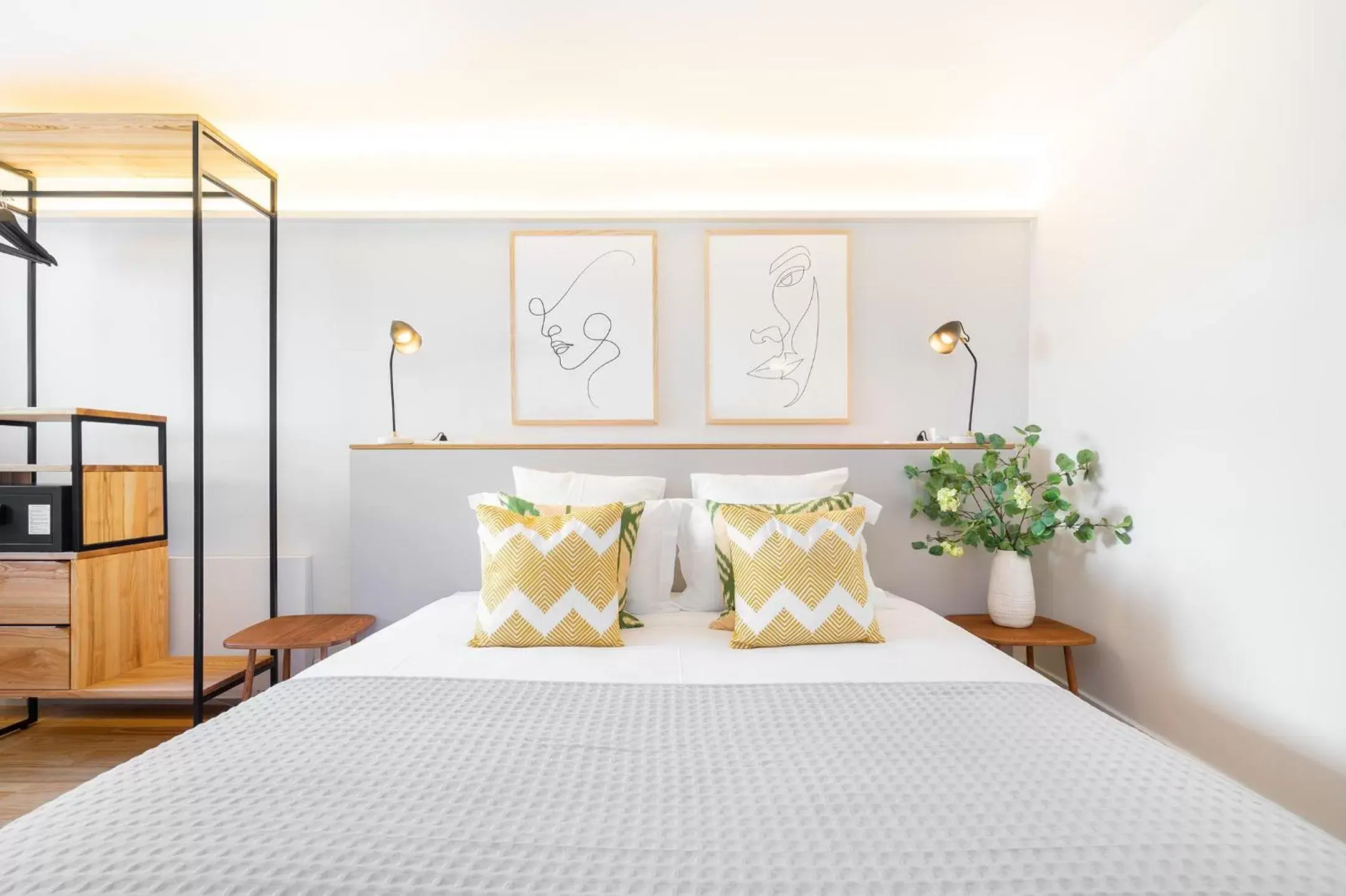 Bed in Canto De Luz - Luxury Maison Bed in Canto De Luz - Luxury Maison