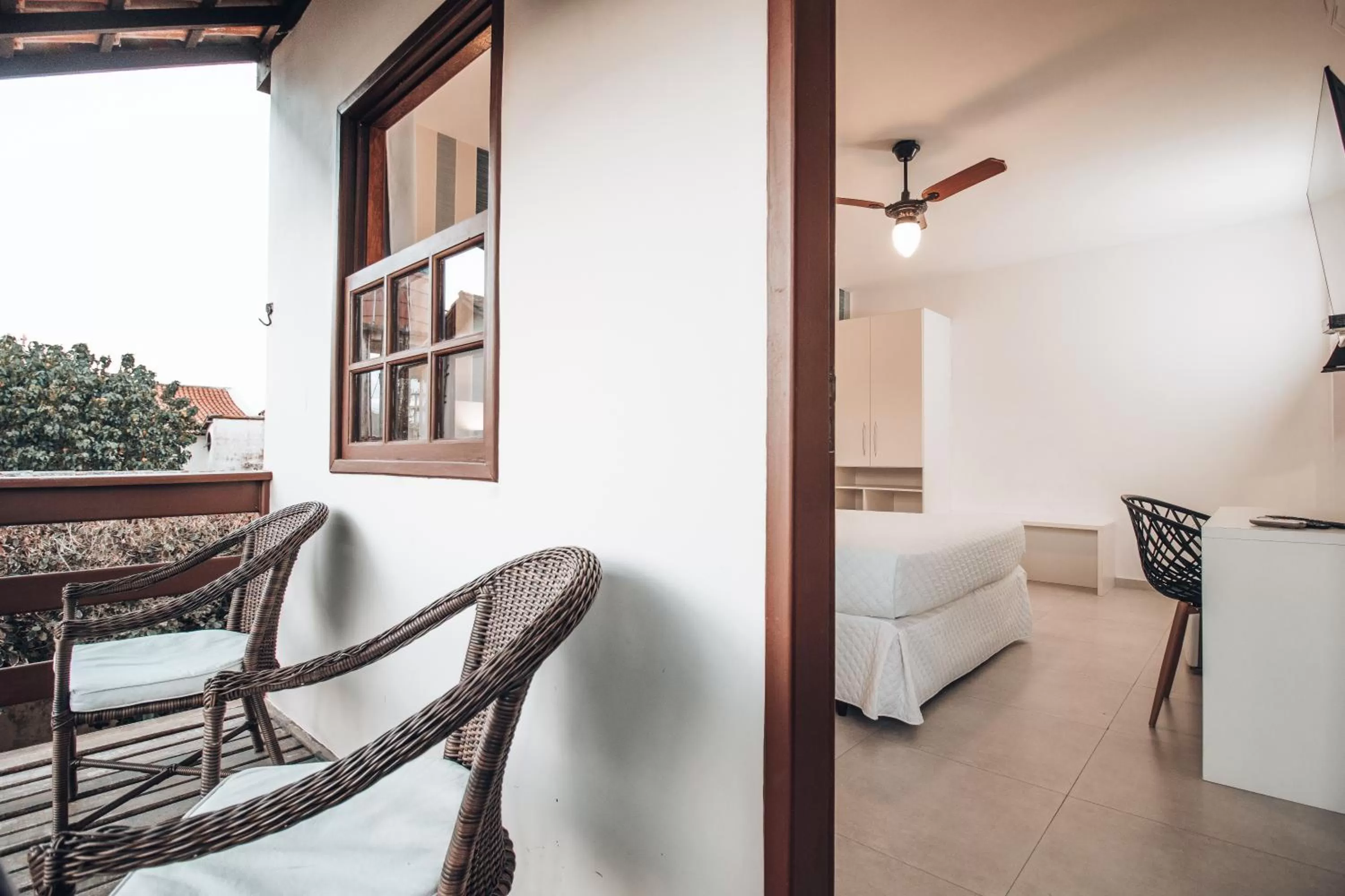 Balcony/Terrace, Bed in Pousada do Timoneiro