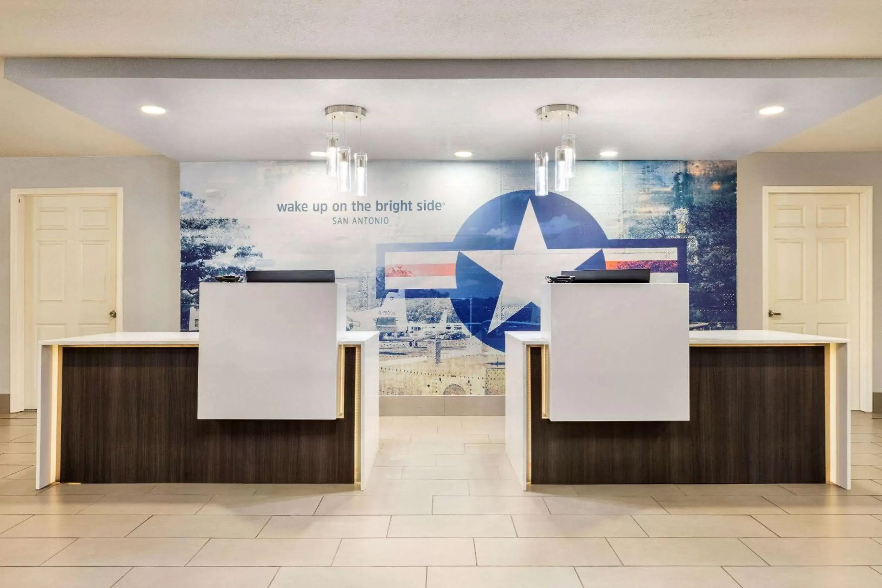 Lobby or reception in La Quinta Inn by Wyndham San Antonio Lackland