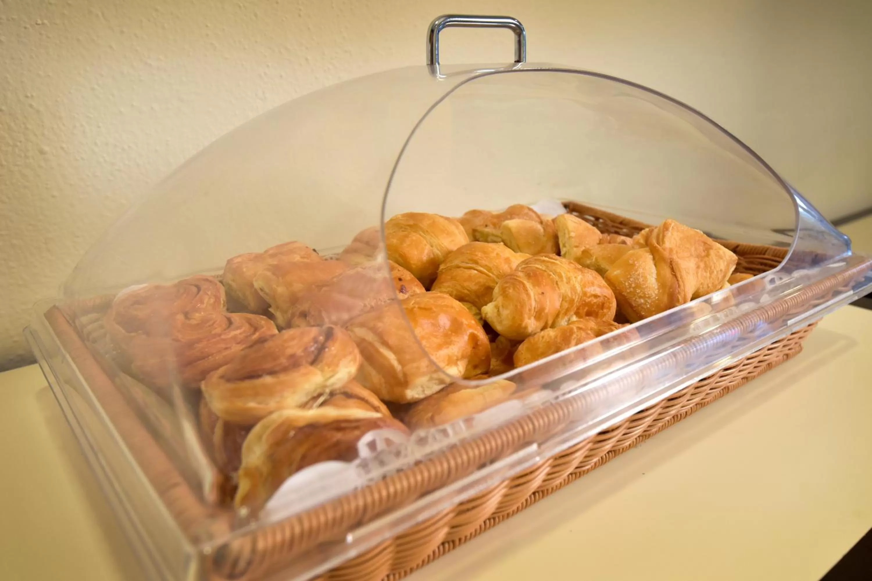 Continental breakfast in Hotel Bonampak