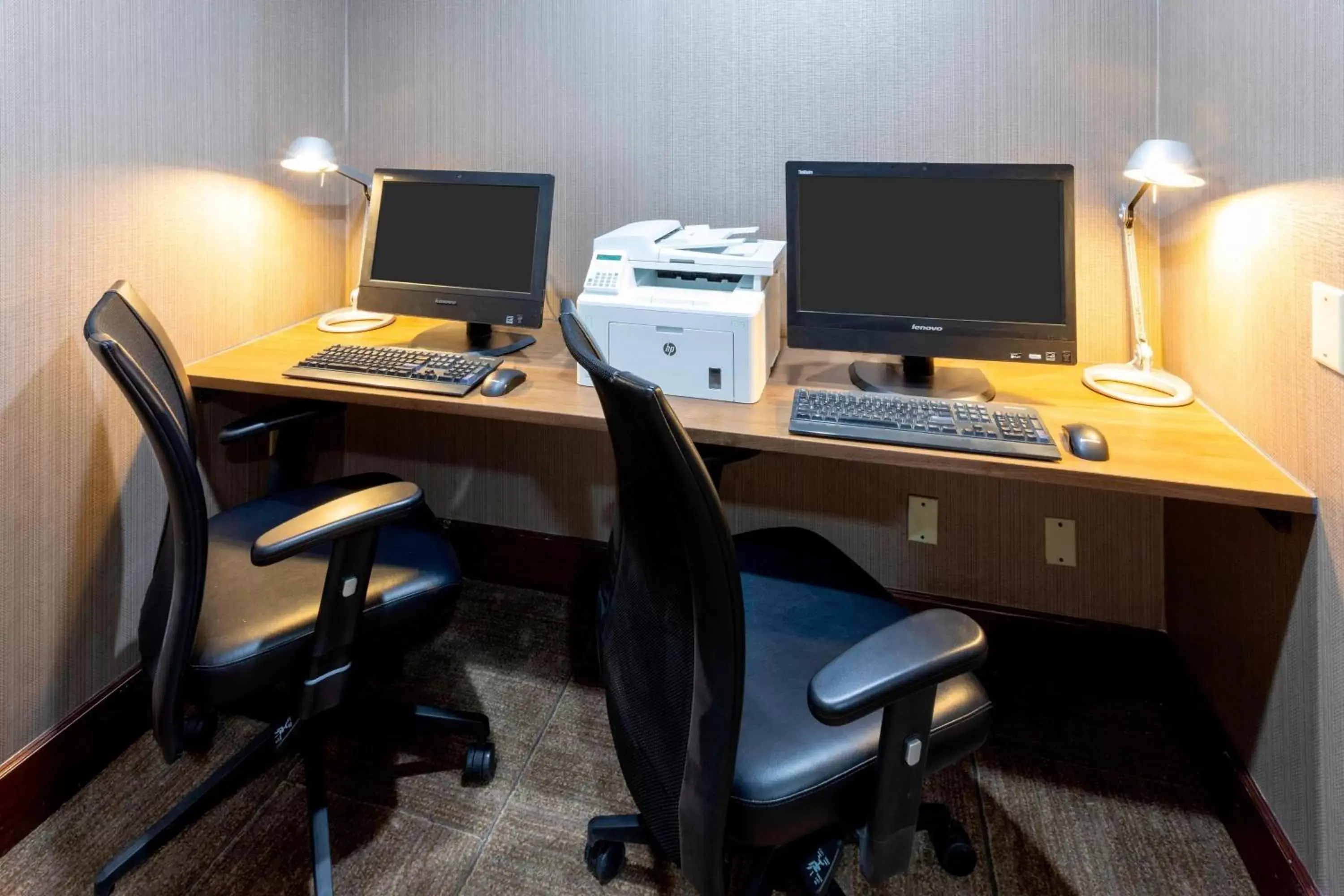 Business facilities, Business Area/Conference Room in SpringHill Suites Rochester Mayo Clinic Area / Saint Marys