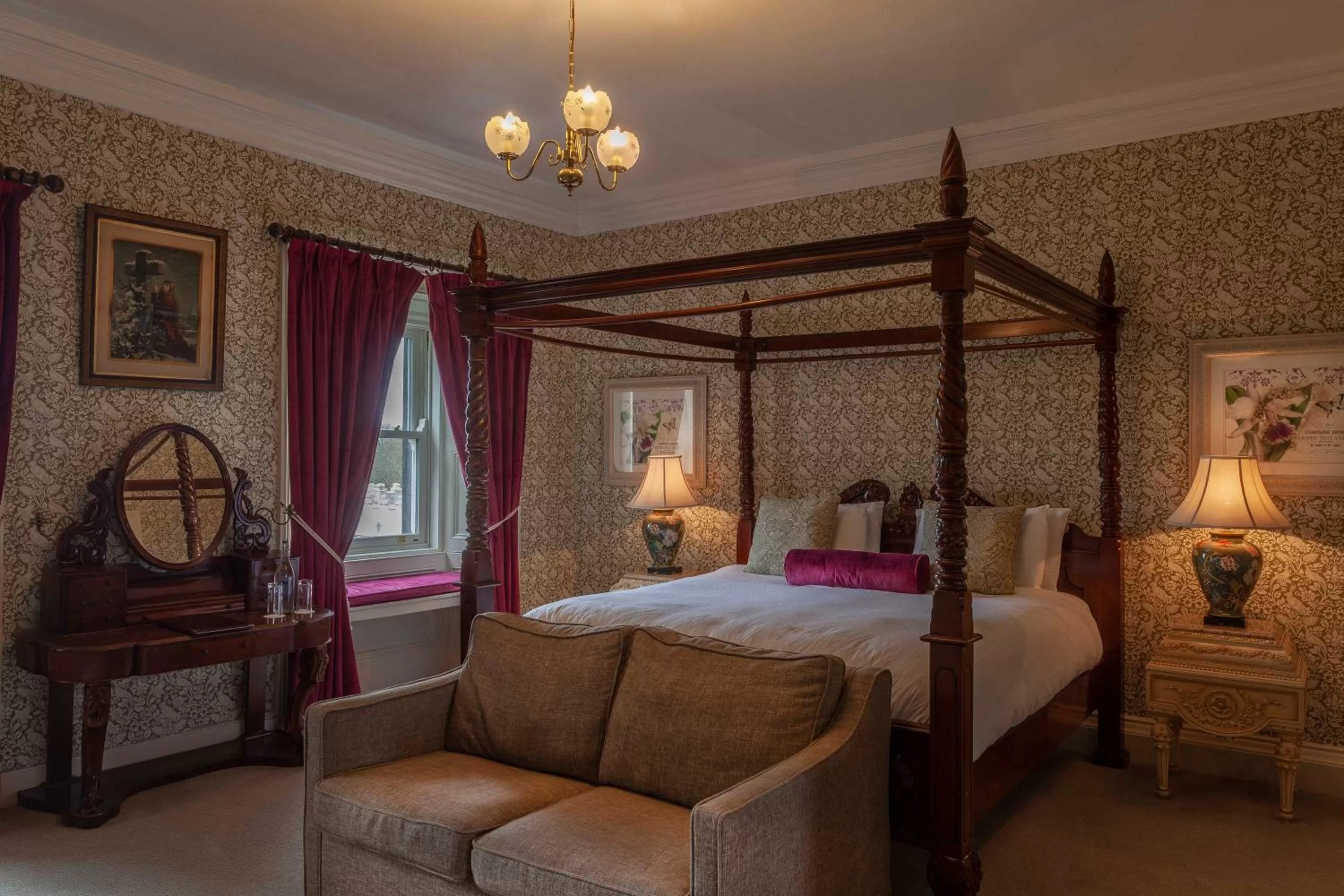 Bed in Ballyseede Castle