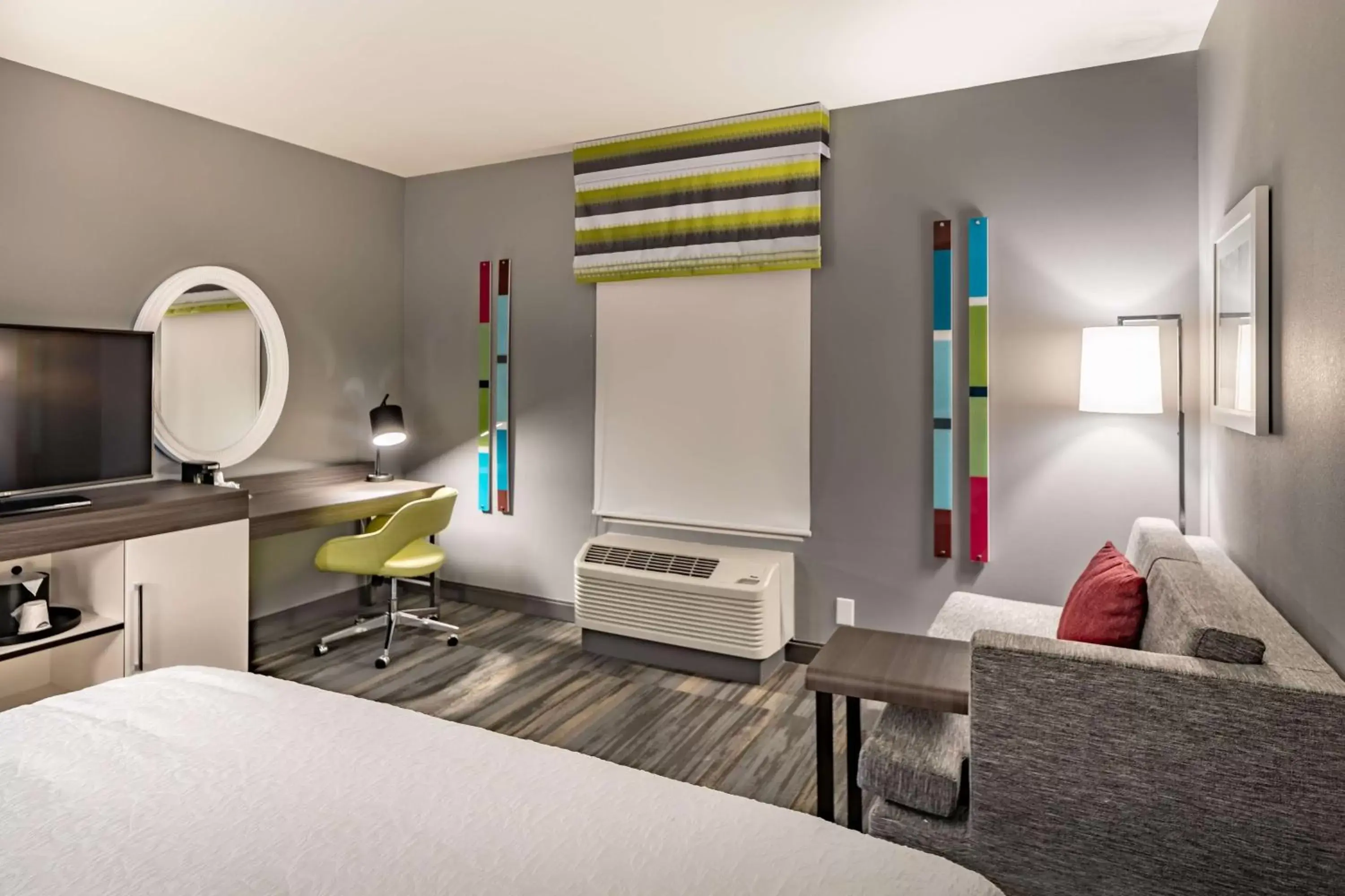 Bedroom in Hampton Inn & Suites Dallas/Plano Central
