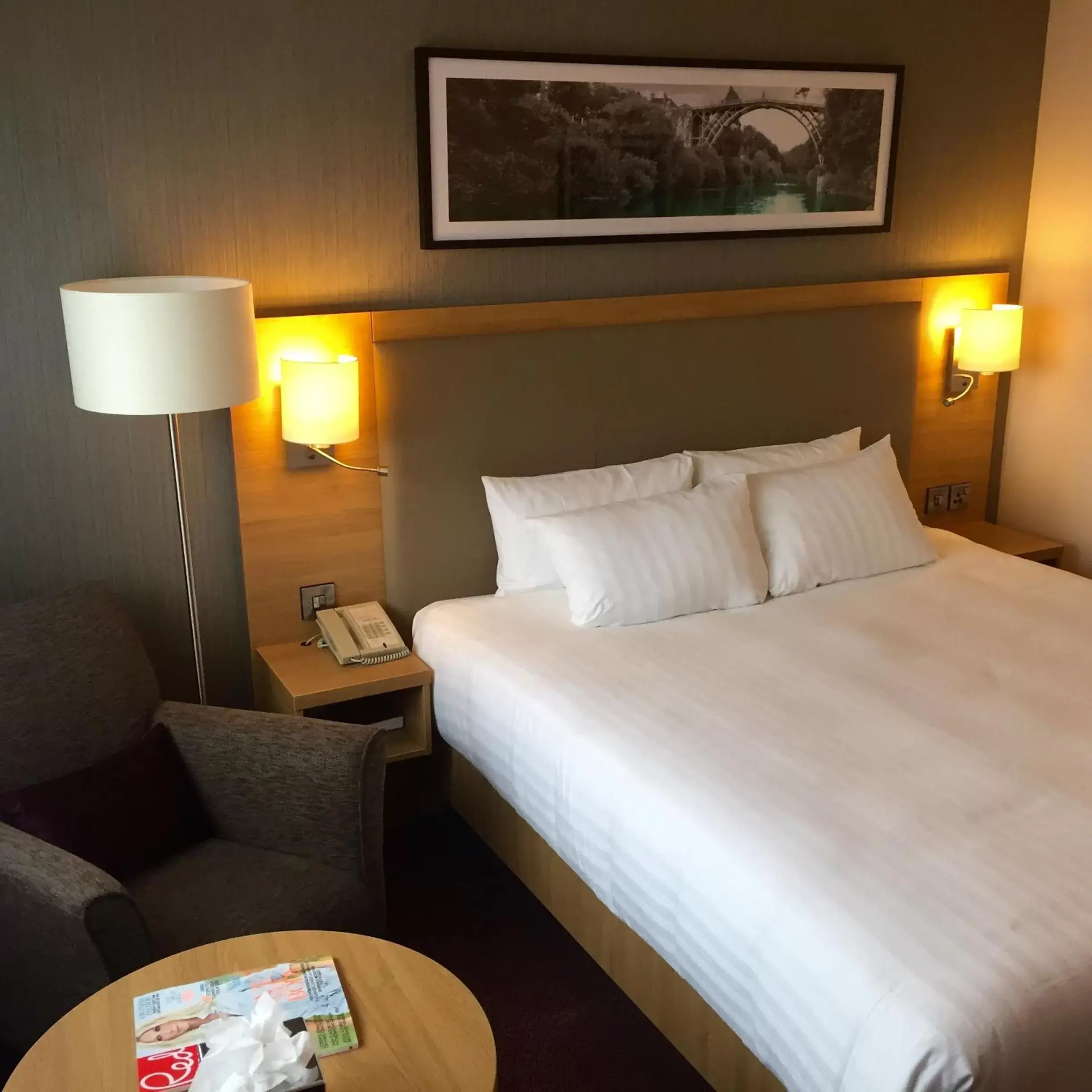 Photo of the whole room, Bed in Leonardo Hotel Derby - Formerly Jurys Inn