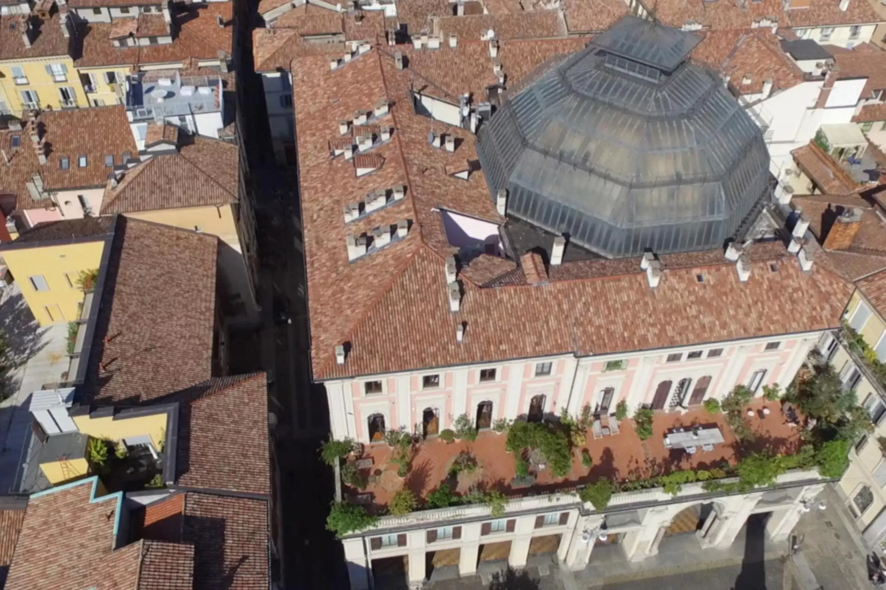 Neighbourhood, Bird's-eye View in Arnaboldi Palace