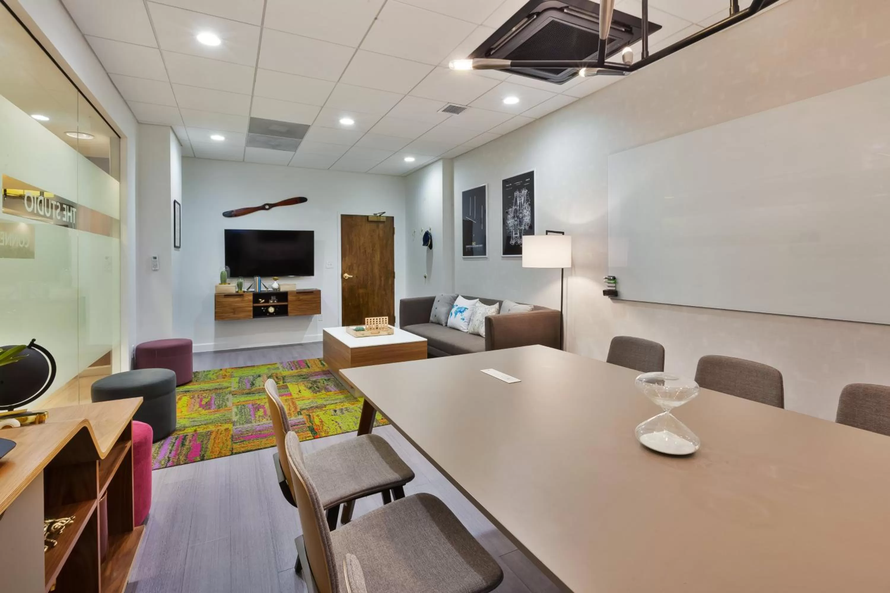 Meeting/conference room in Crowne Plaza Dulles Airport by IHG