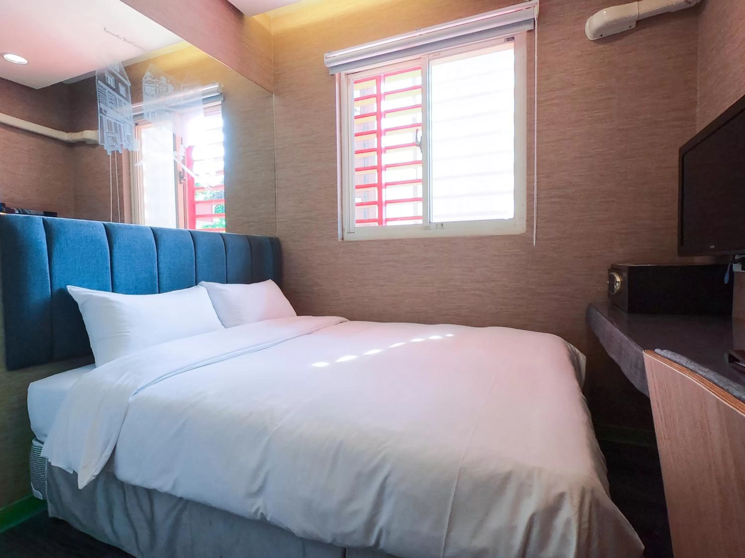 Bed in Royal Rose Hotel Taipei Station