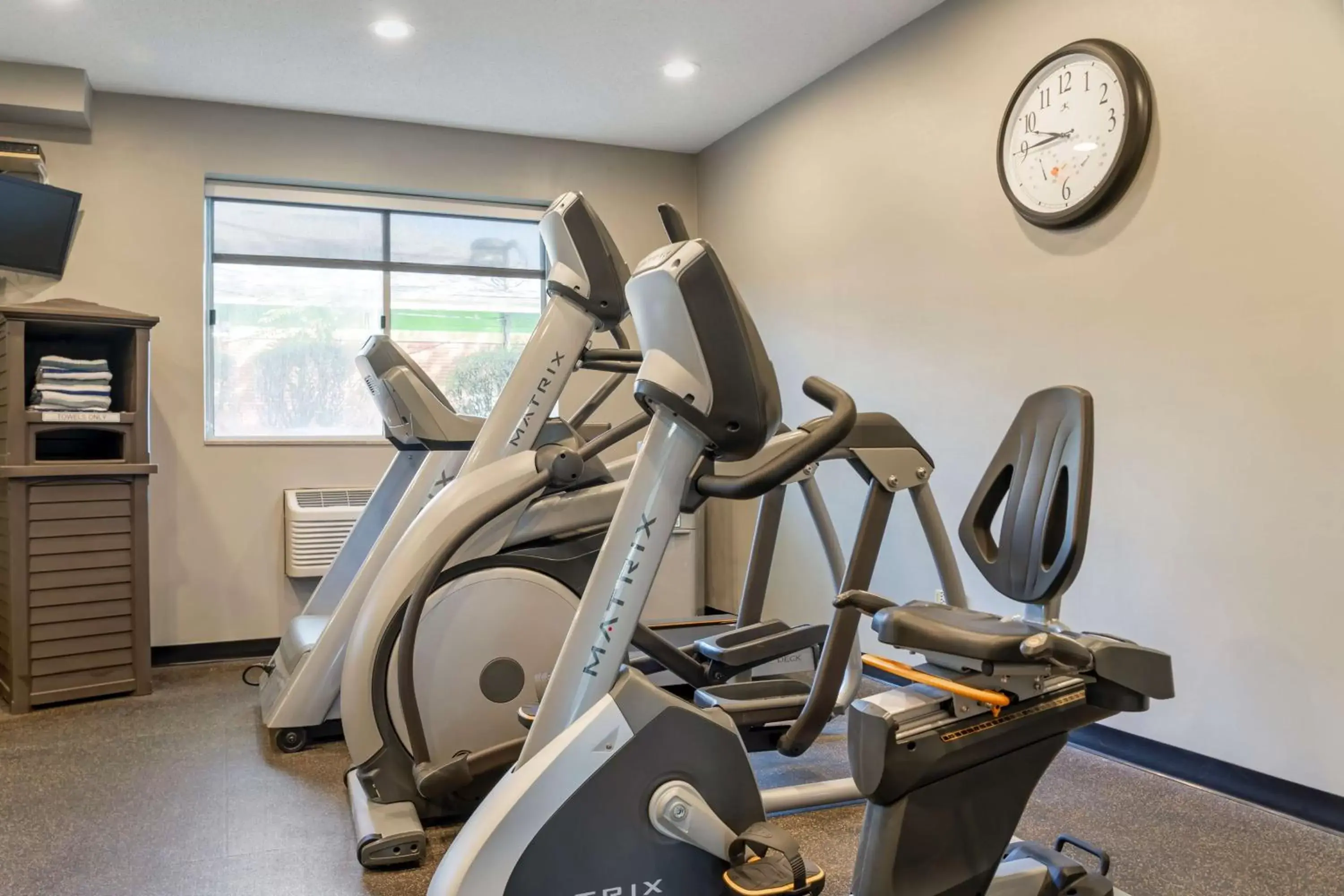 Fitness centre/facilities, Fitness Center/Facilities in Best Western Des Plaines Inn