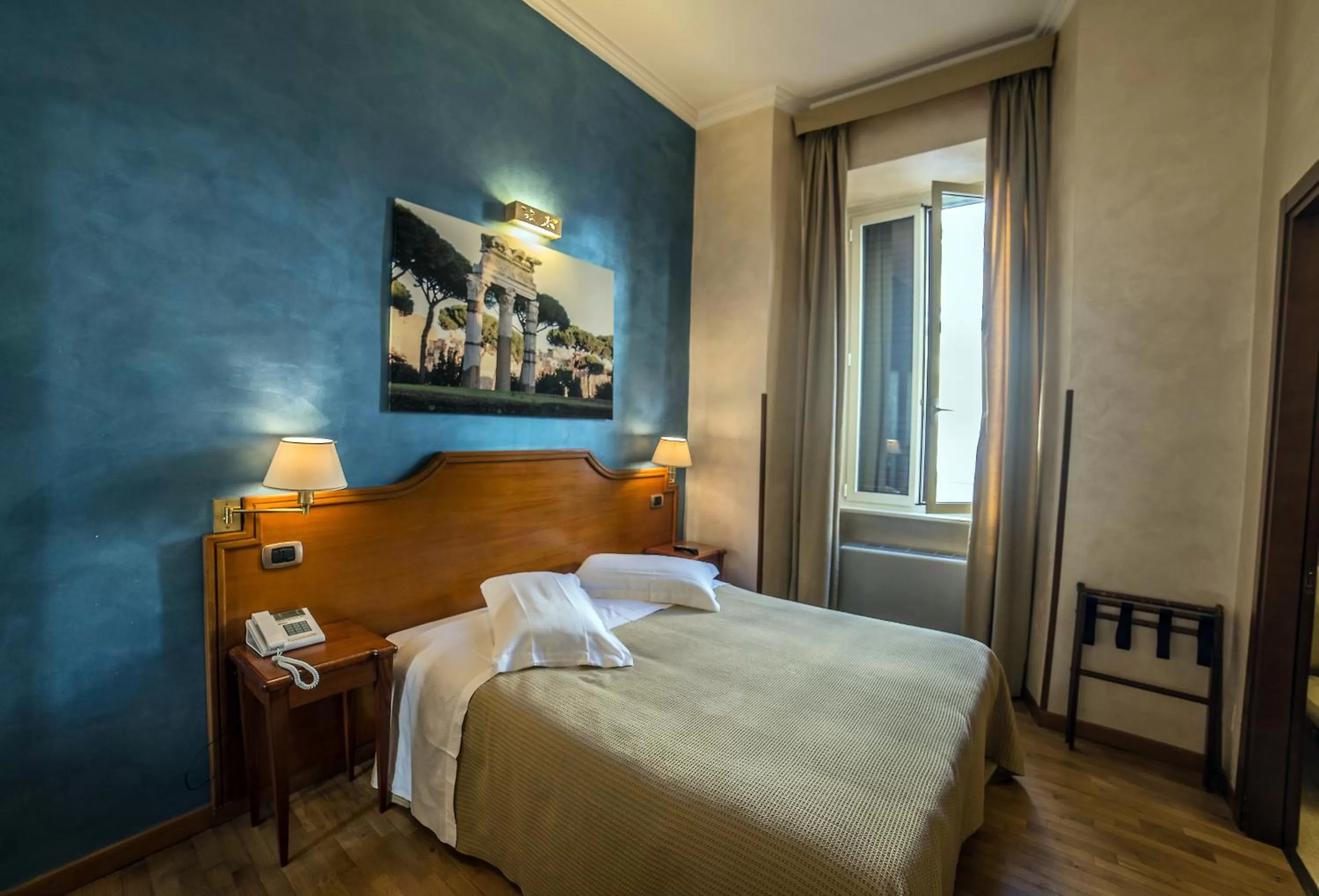 Bedroom, Bed in Hotel Kent