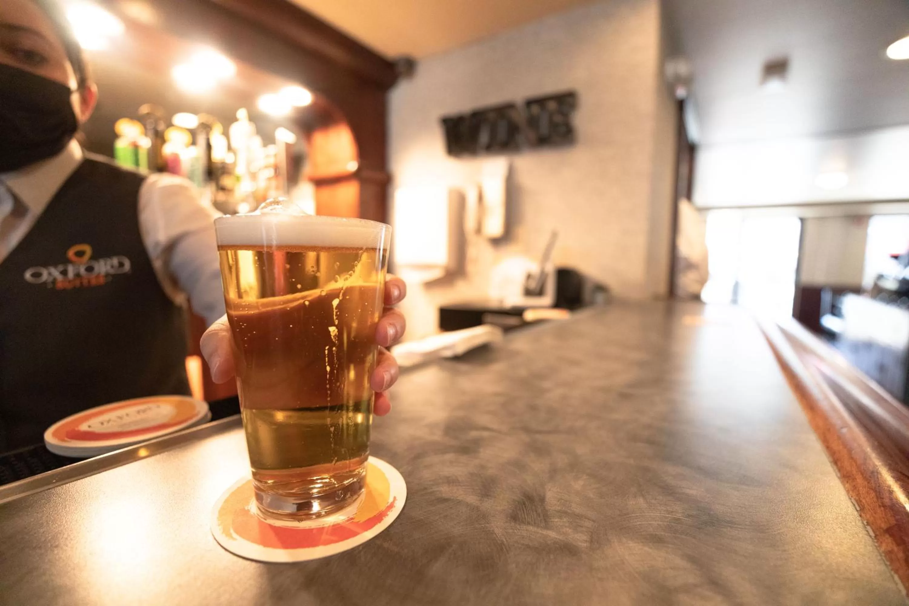 Lounge or bar in Oxnard Inn Lancaster