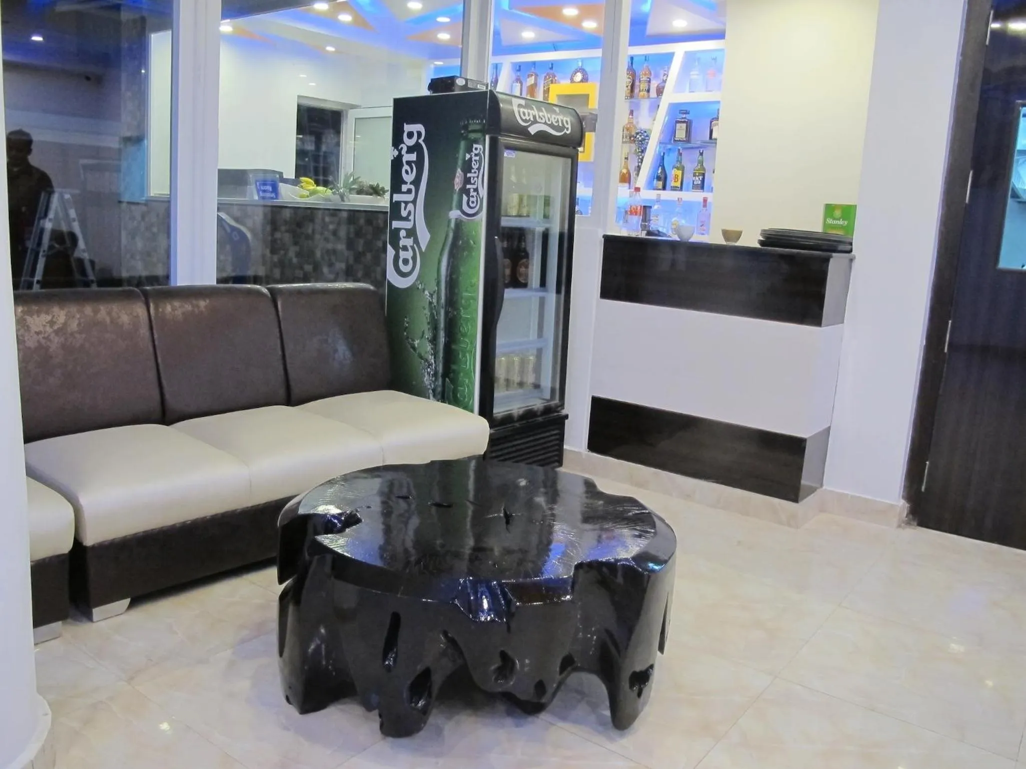 Lobby or reception in Royal Penguin Boutique Hotel & Spa