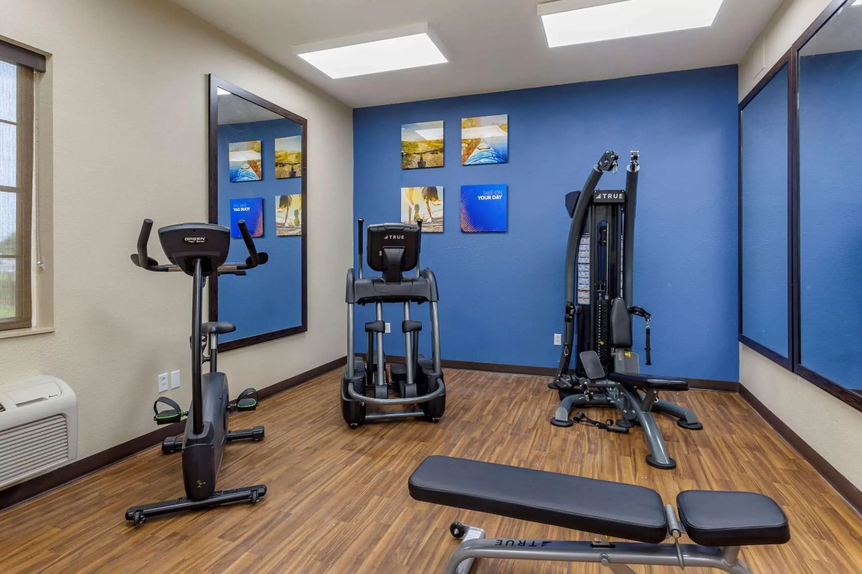 Fitness centre/facilities, Fitness Center/Facilities in Comfort Suites