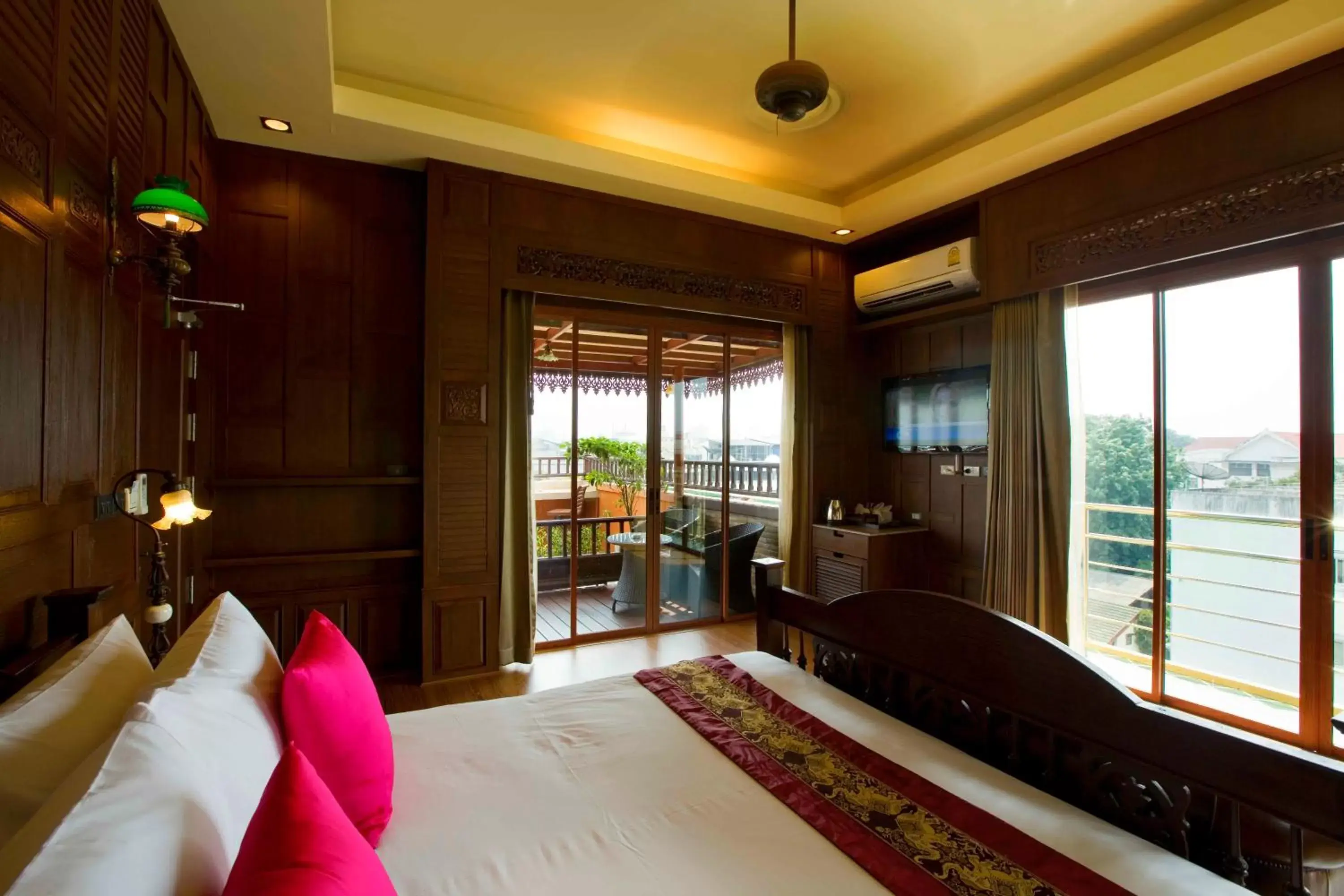 Photo of the whole room in Lamphu Tree House Boutique Hotel