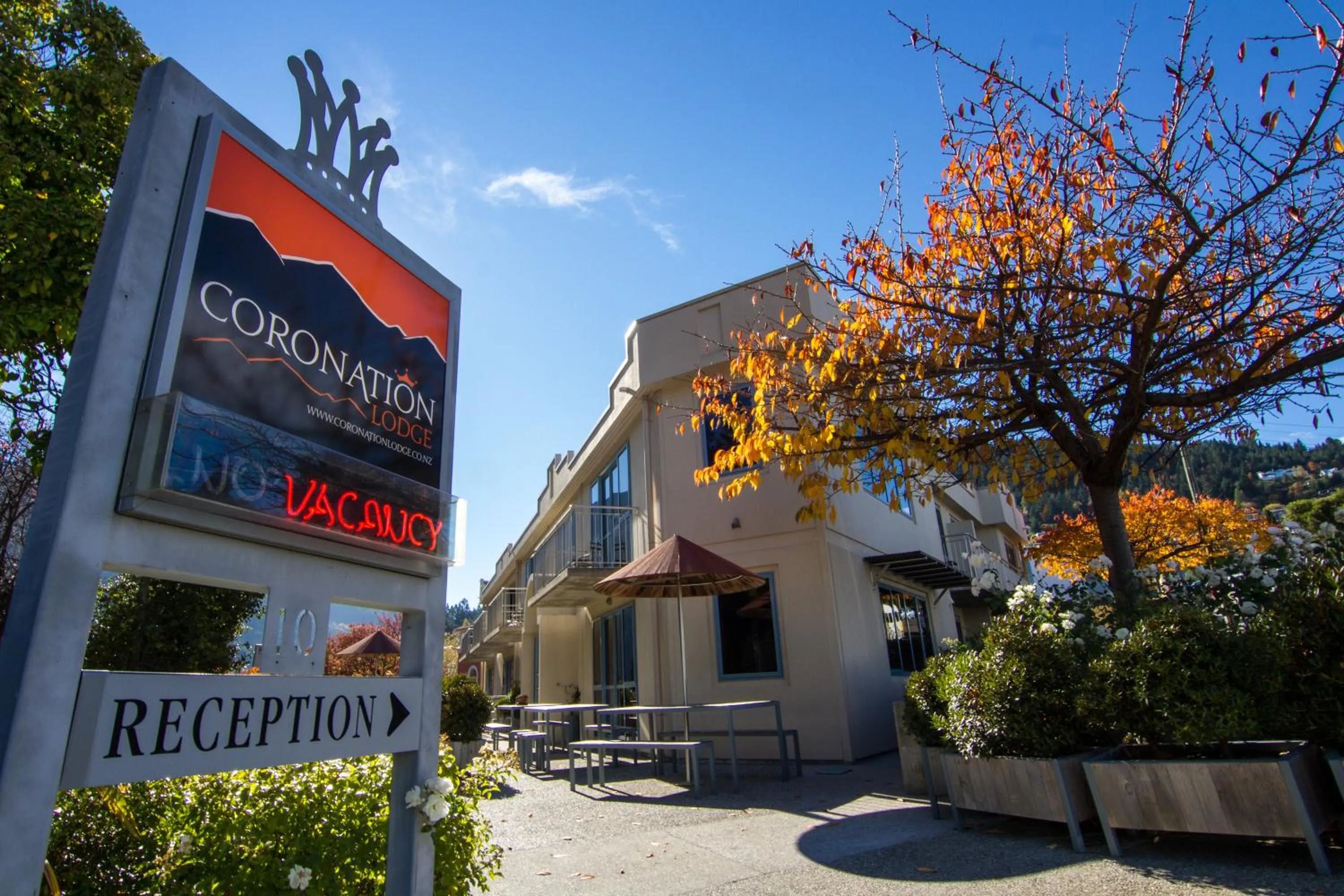 Facade/entrance in Coronation Lodge