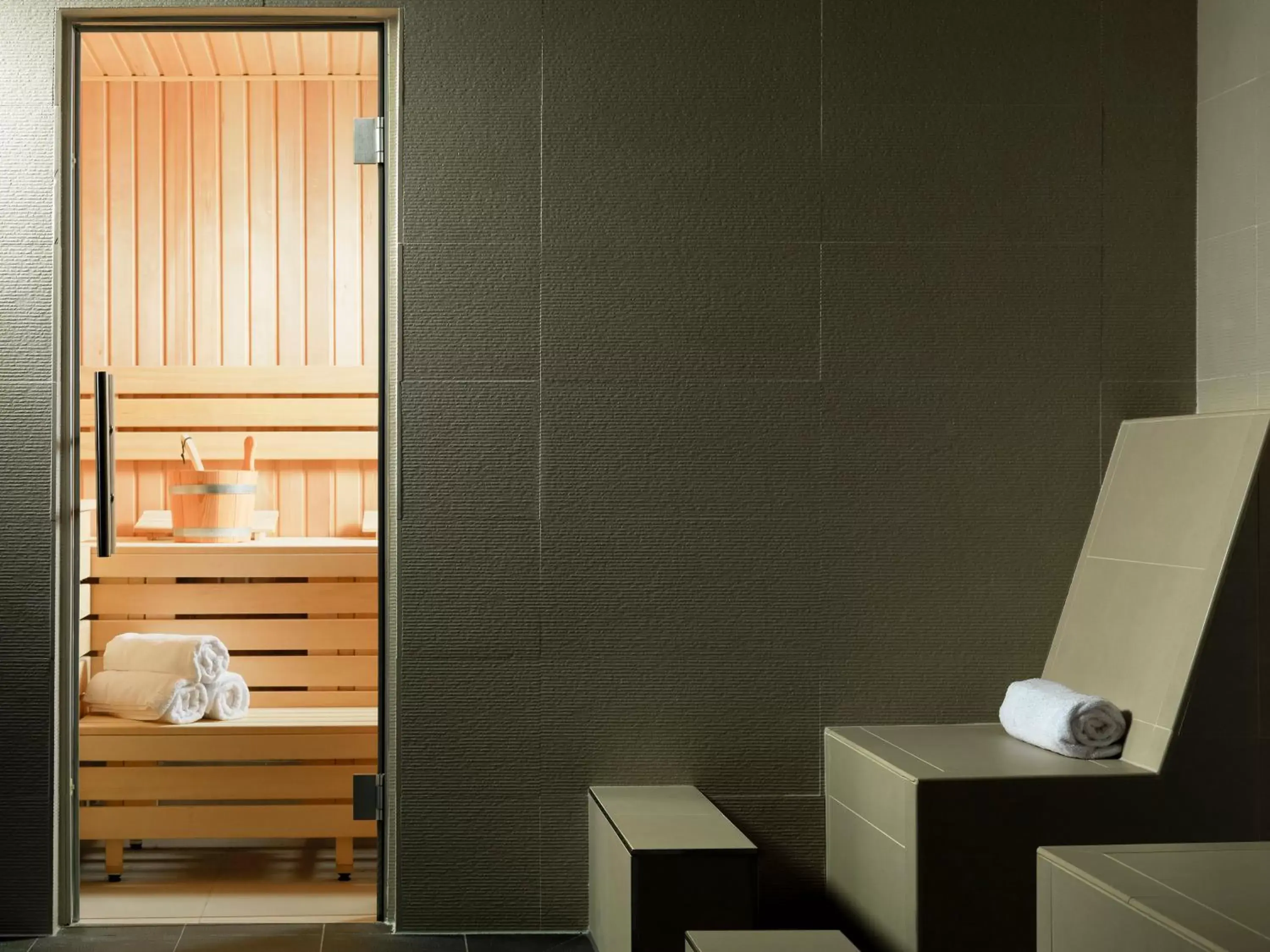 Spa and wellness centre/facilities in H10 Berlin Ku'Damm Spa and wellness centre/facilities in H10 Berlin Ku'Damm