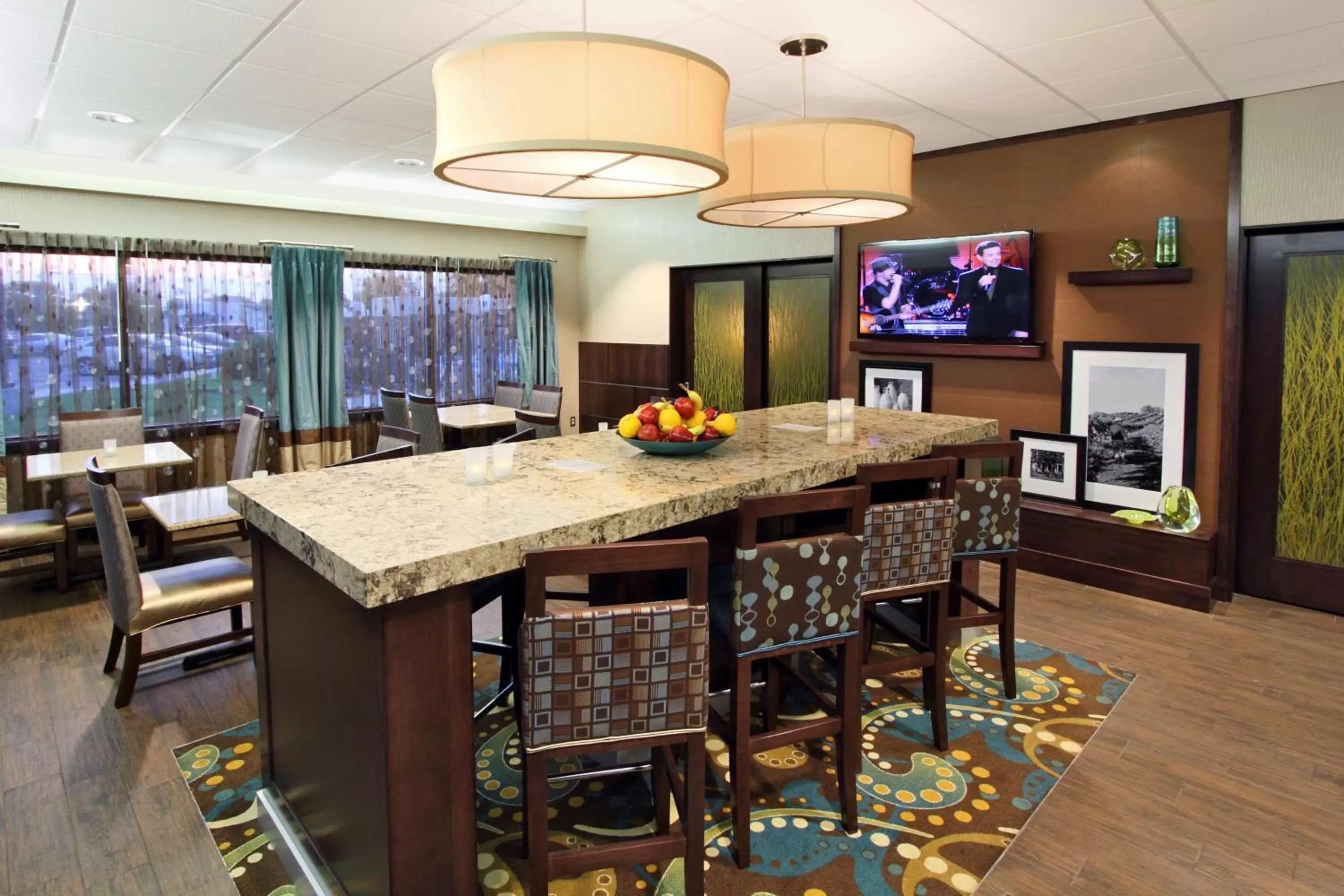 Dining area, Restaurant/Places to Eat in Hampton Inn Hagerstown