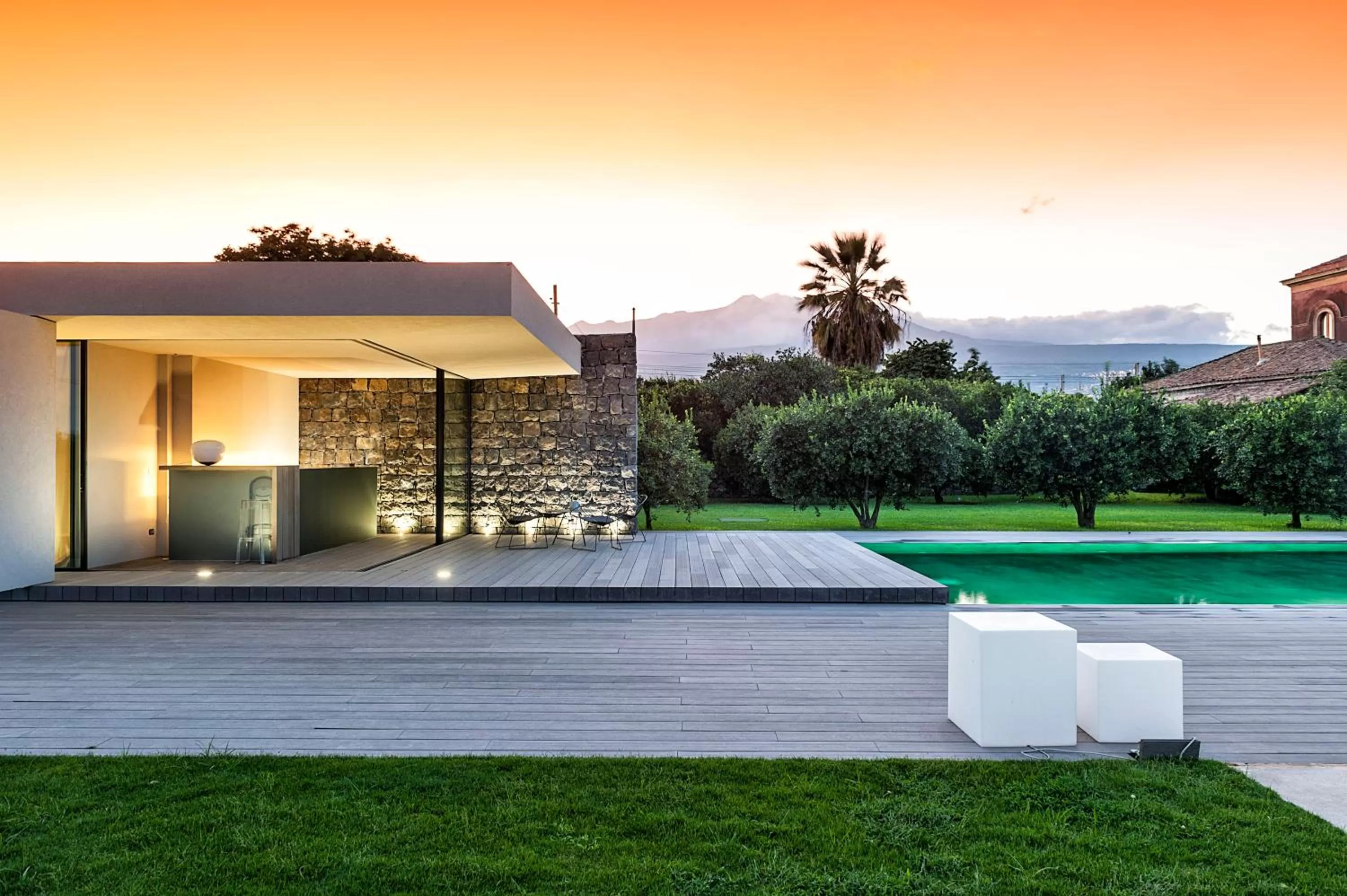 Lounge or bar, Swimming Pool in Zash Country Boutique hotel & SPA