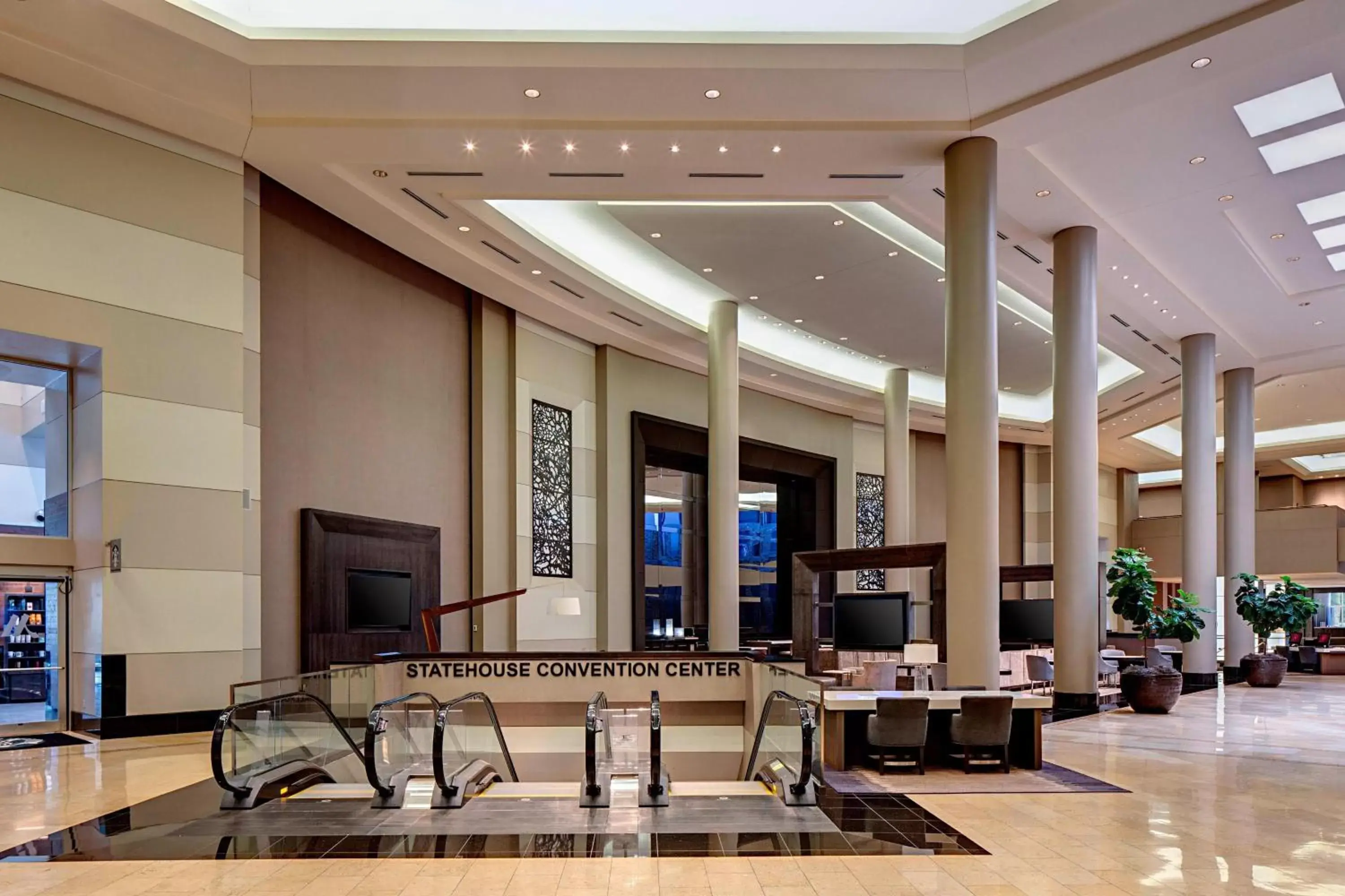 Lobby or reception in Little Rock Marriott