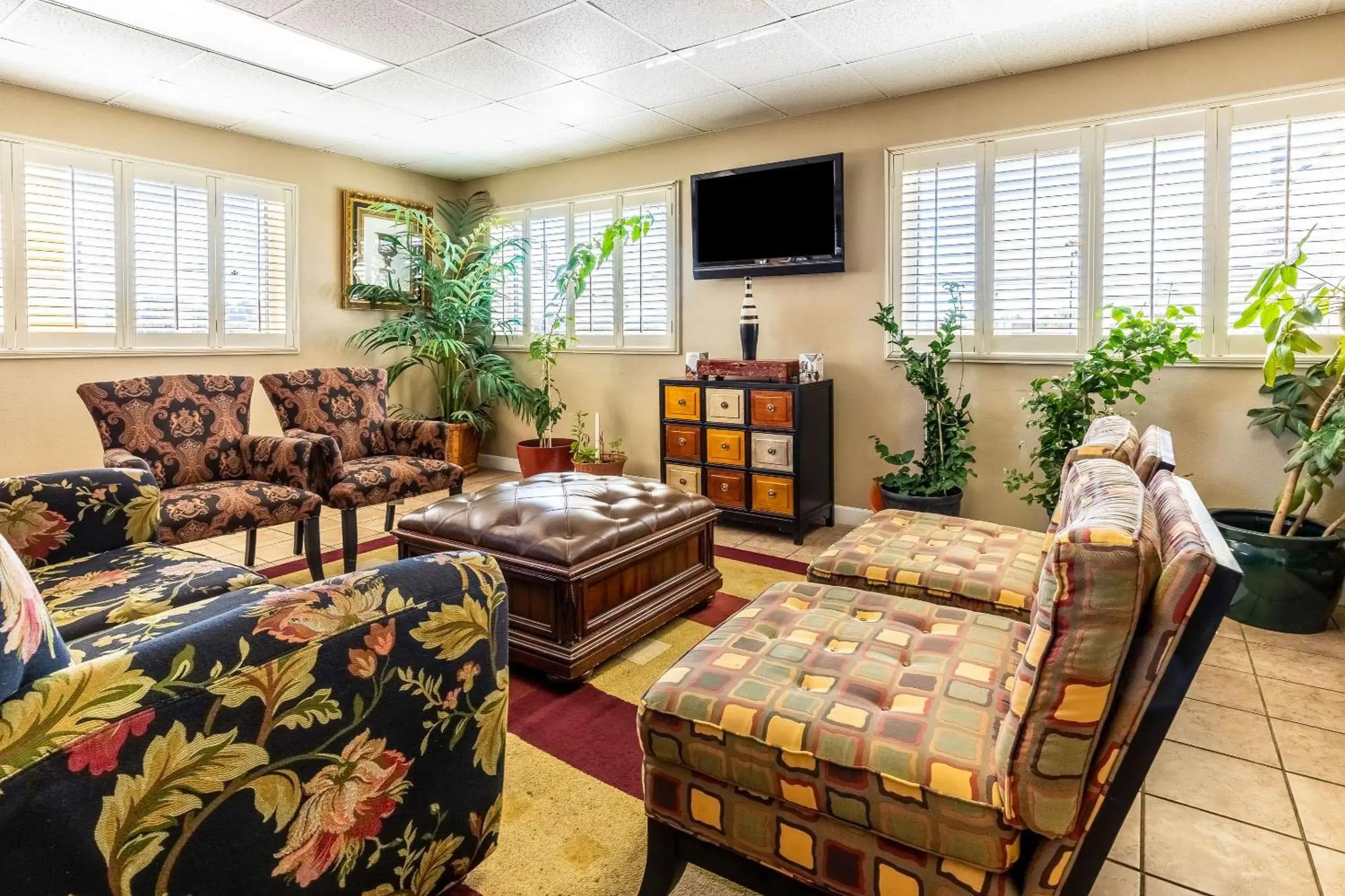 Lobby or reception, Restaurant/Places to Eat in Econo Lodge Knoxville