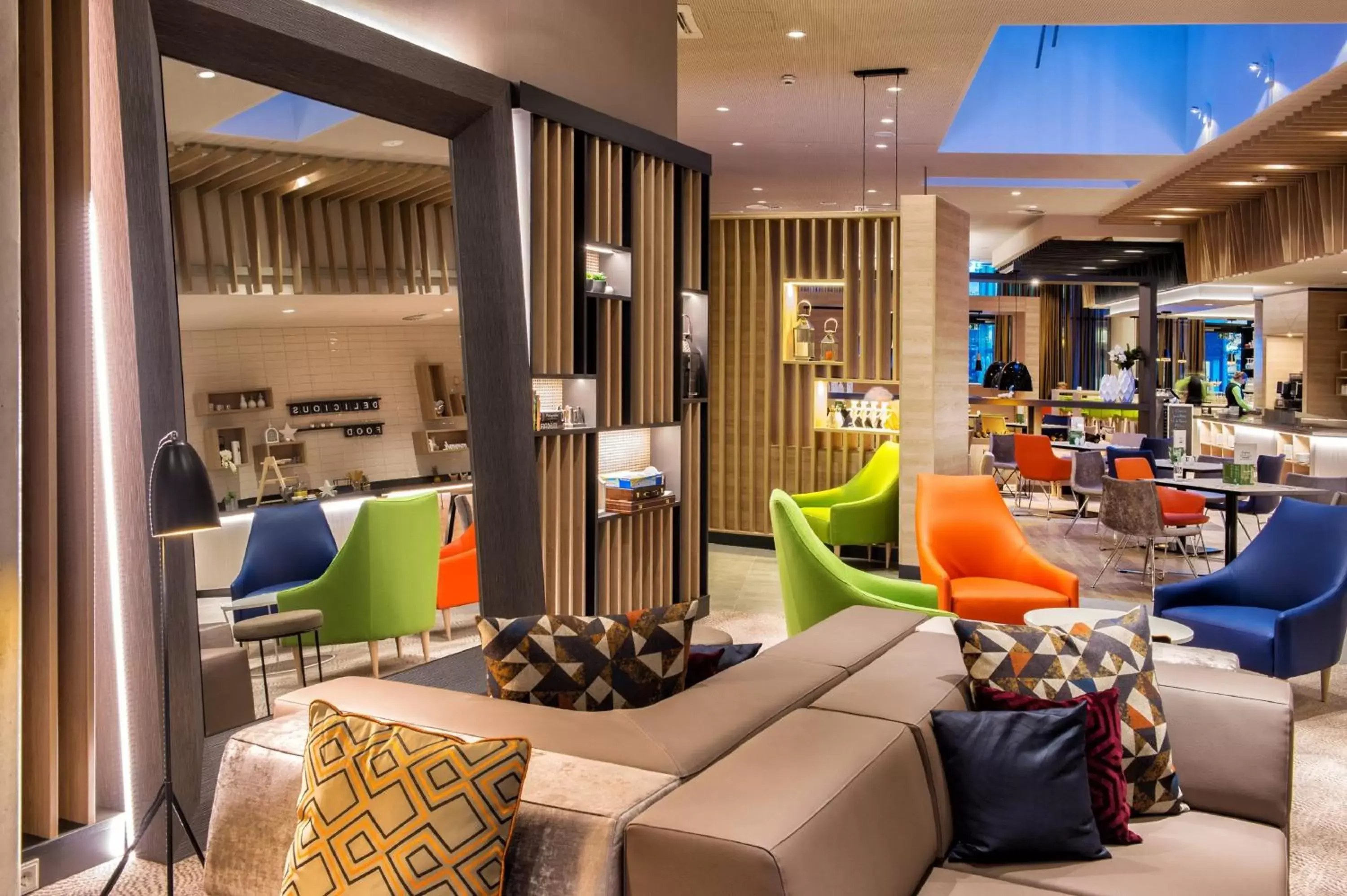 Property building in Holiday Inn Frankfurt Airport by IHG Property building in Holiday Inn Frankfurt Airport by IHG