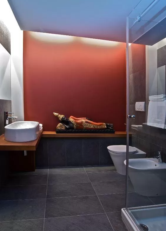 Bathroom in Design Suite Tirano