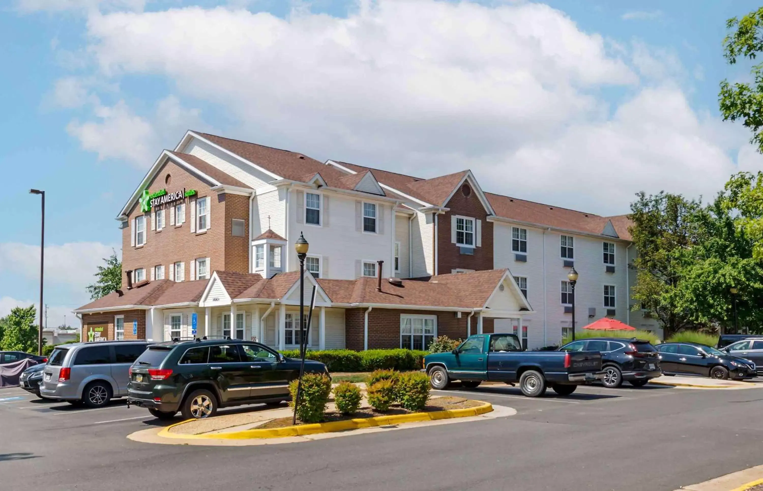 Property Building in Extended Stay America Suites - Chantilly - Dulles