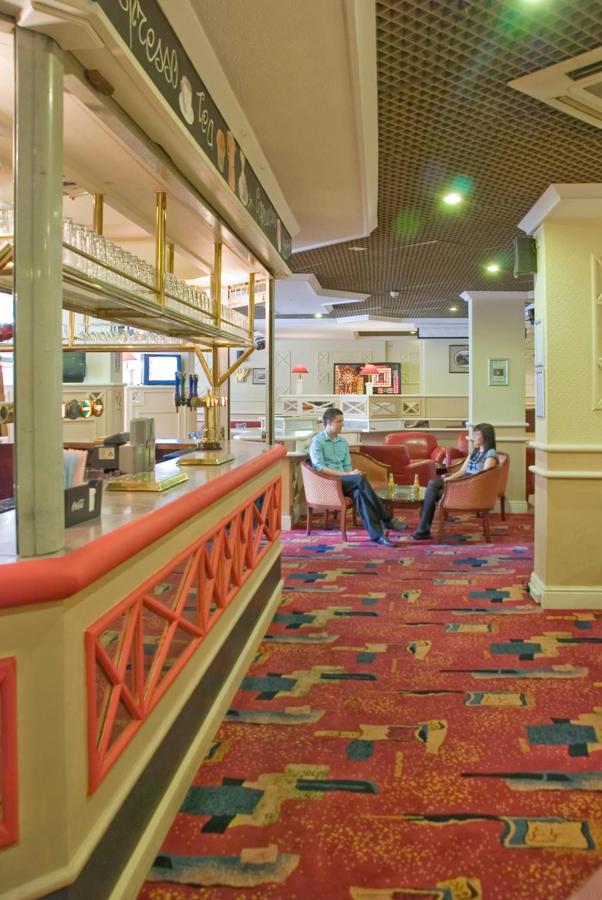 Lounge or bar in Britannia Hotel Coventry