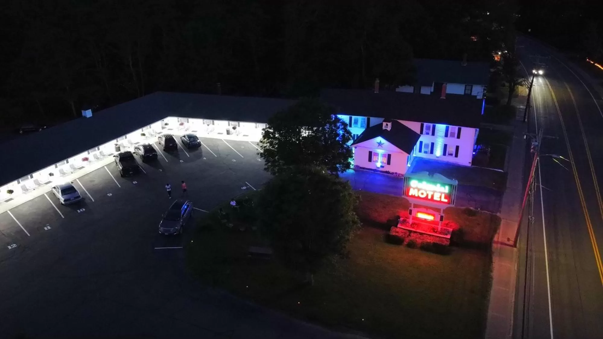 Night in Colonial Motel